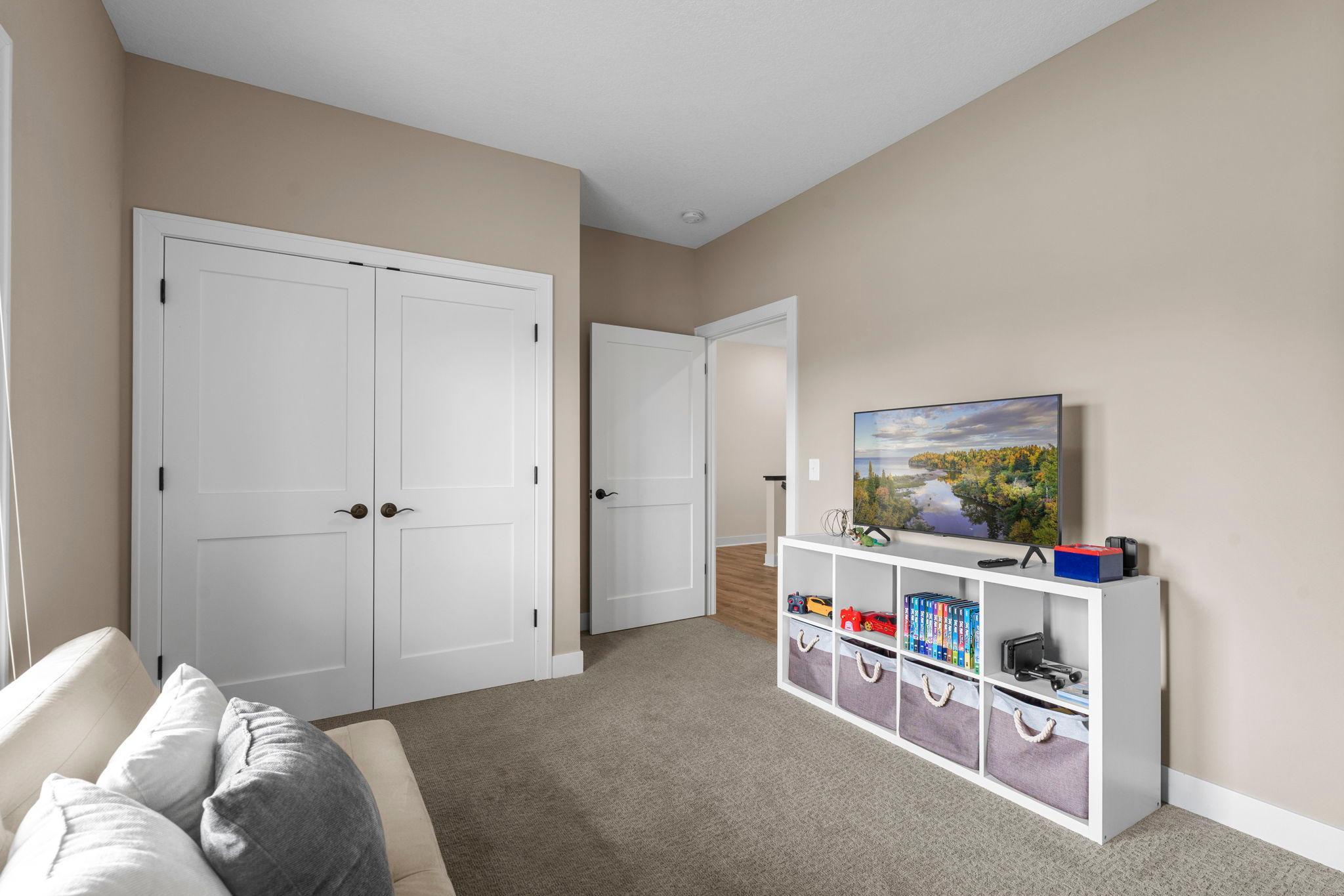 View of Residential at 5190 Sundial Lane, Woodbury MN 55129, Woodbury (26 of 44) - Mike Wilen | Minnesota Team Real Estate