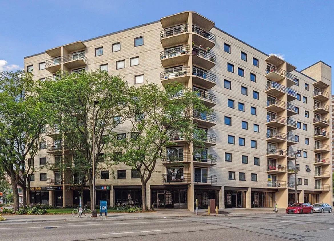 View of Residential at 1200 Nicollet Mall #217, Minneapolis MN 55403, Minneapolis (35 of 36) - Mike Wilen | Minnesota Team Real Estate