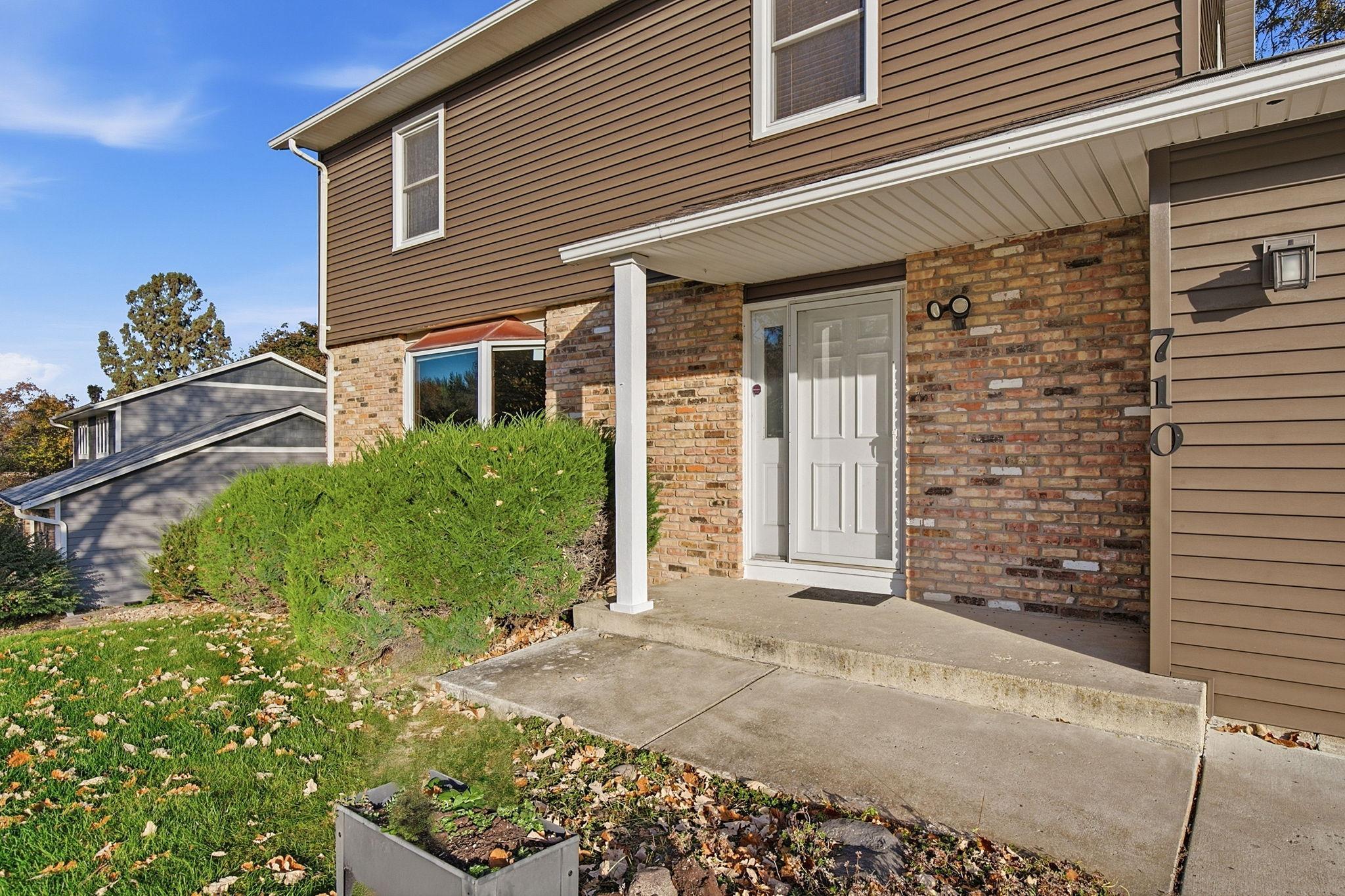 View of Residential at 710 Windemere Drive, Plymouth MN 55441, Plymouth (23 of 38) - Mike Wilen | Minnesota Team Real Estate
