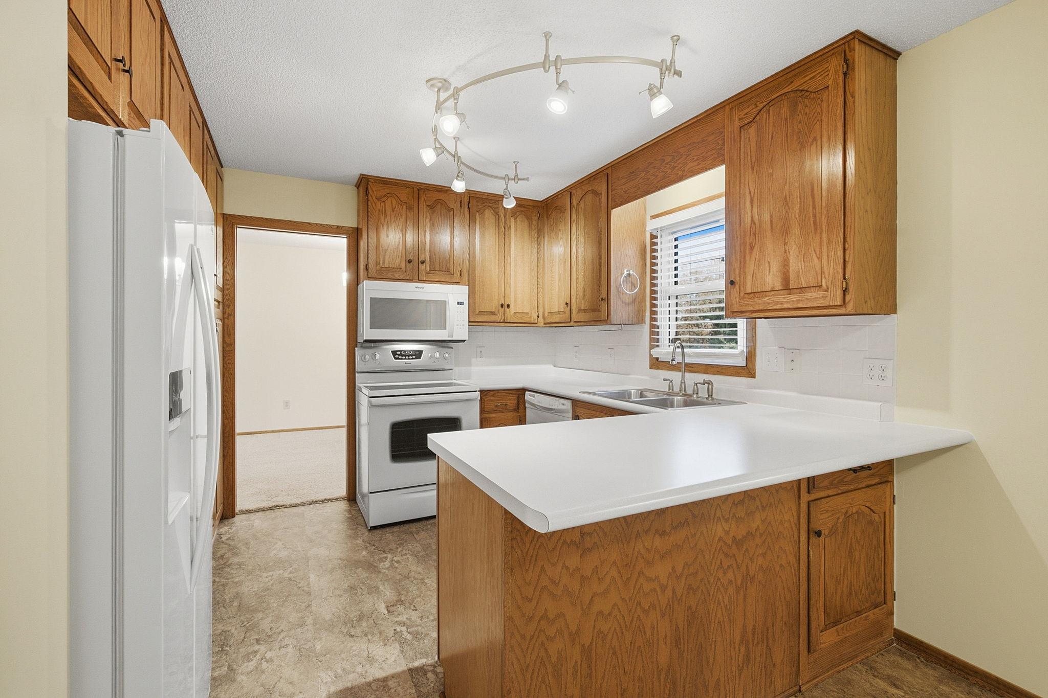 View of Residential at 710 Windemere Drive, Plymouth MN 55441, Plymouth (3 of 38) - Mike Wilen | Minnesota Team Real Estate