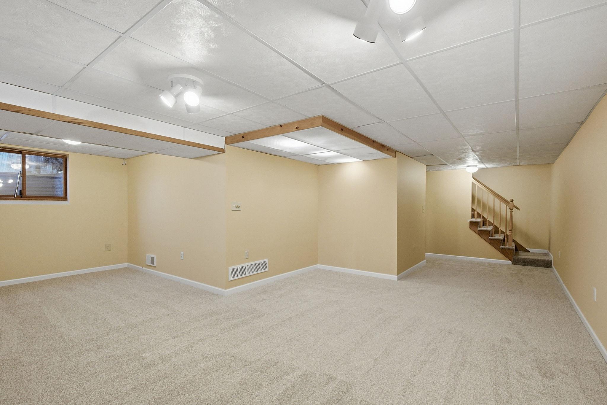 View of Residential at 710 Windemere Drive, Plymouth MN 55441, Plymouth (30 of 38) - Mike Wilen | Minnesota Team Real Estate