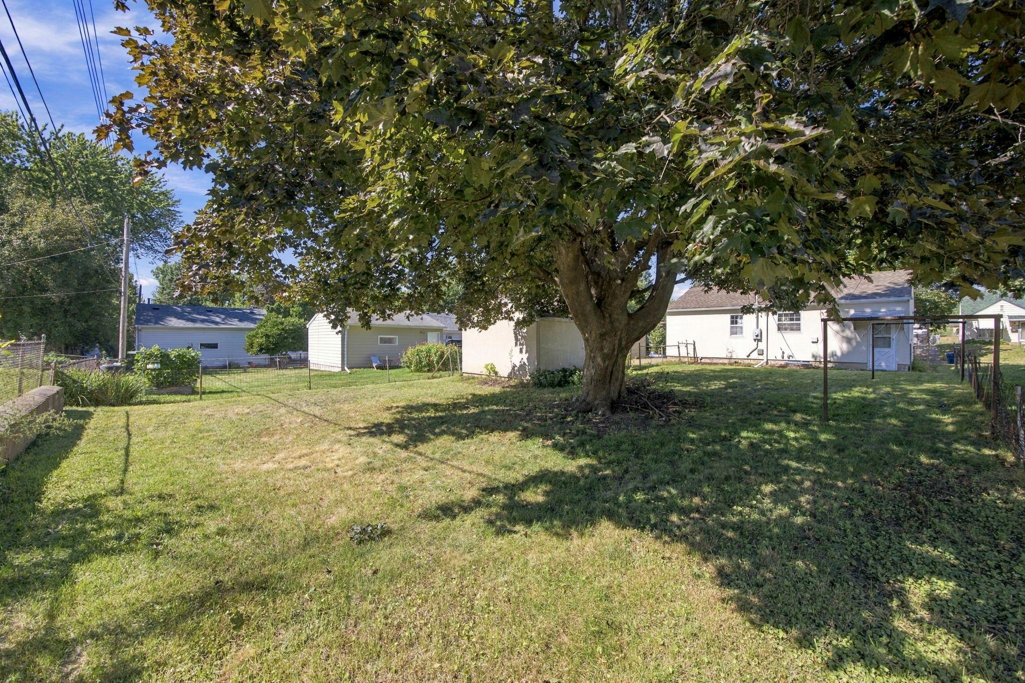View of Residential at 2116 Fremont Avenue, Saint Paul MN 55119, Saint Paul (17 of 23) - Mike Wilen | Minnesota Team Real Estate