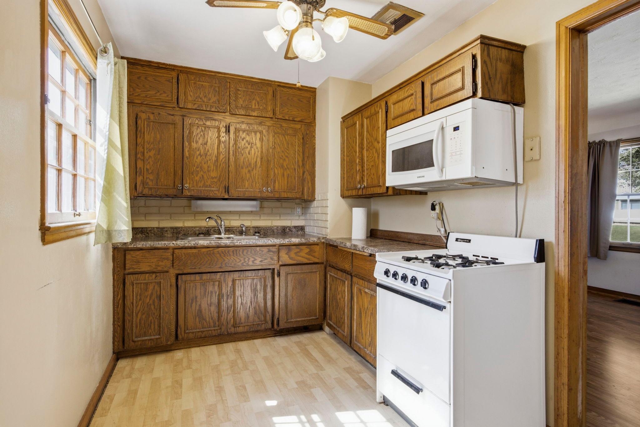 View of Residential at 2116 Fremont Avenue, Saint Paul MN 55119, Saint Paul (5 of 23) - Mike Wilen | Minnesota Team Real Estate