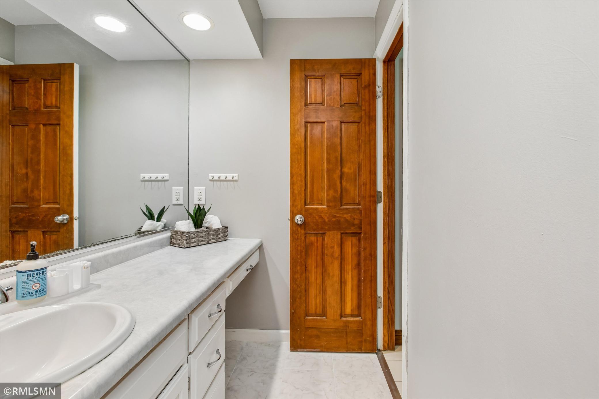View of Residential at 13789 Guild Avenue, Apple Valley MN 55124, Apple Valley (34 of 50) - Mike Wilen | Minnesota Team Real Estate
