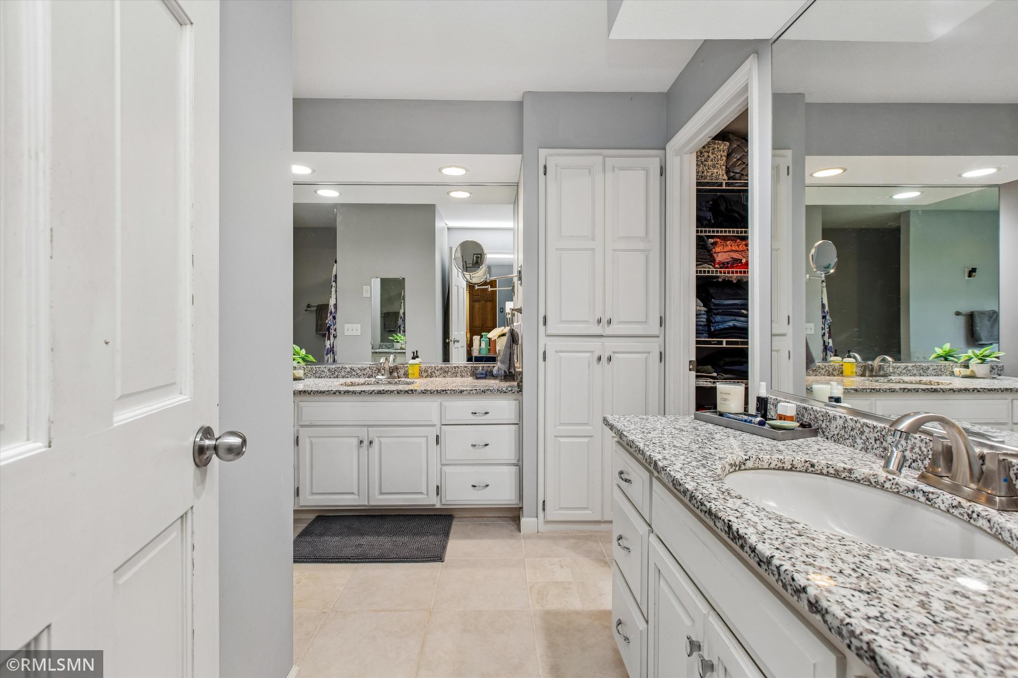 View of Residential at 13789 Guild Avenue, Apple Valley MN 55124, Apple Valley (26 of 50) - Mike Wilen | Minnesota Team Real Estate