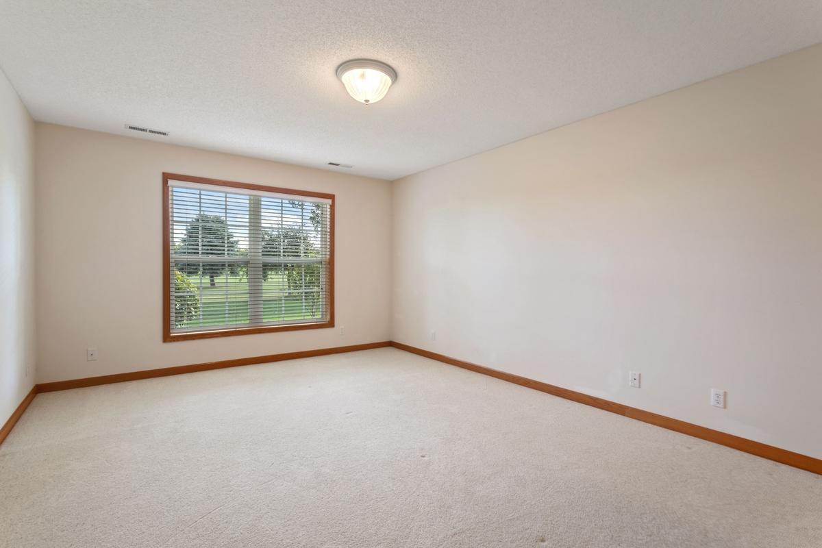View of Residential at 583 Holly Lane, Oakdale MN 55128, Oakdale (37 of 54) - Mike Wilen | Minnesota Team Real Estate