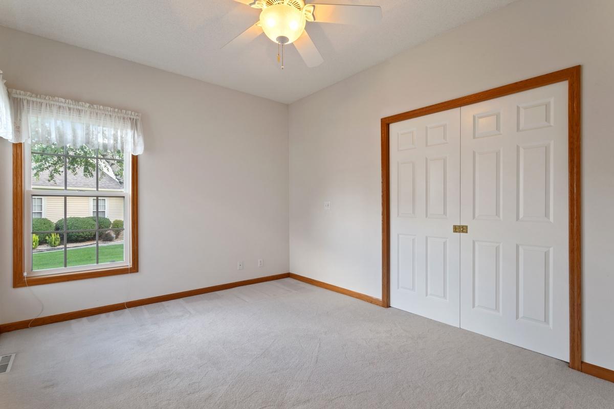 View of Residential at 583 Holly Lane, Oakdale MN 55128, Oakdale (35 of 54) - Mike Wilen | Minnesota Team Real Estate