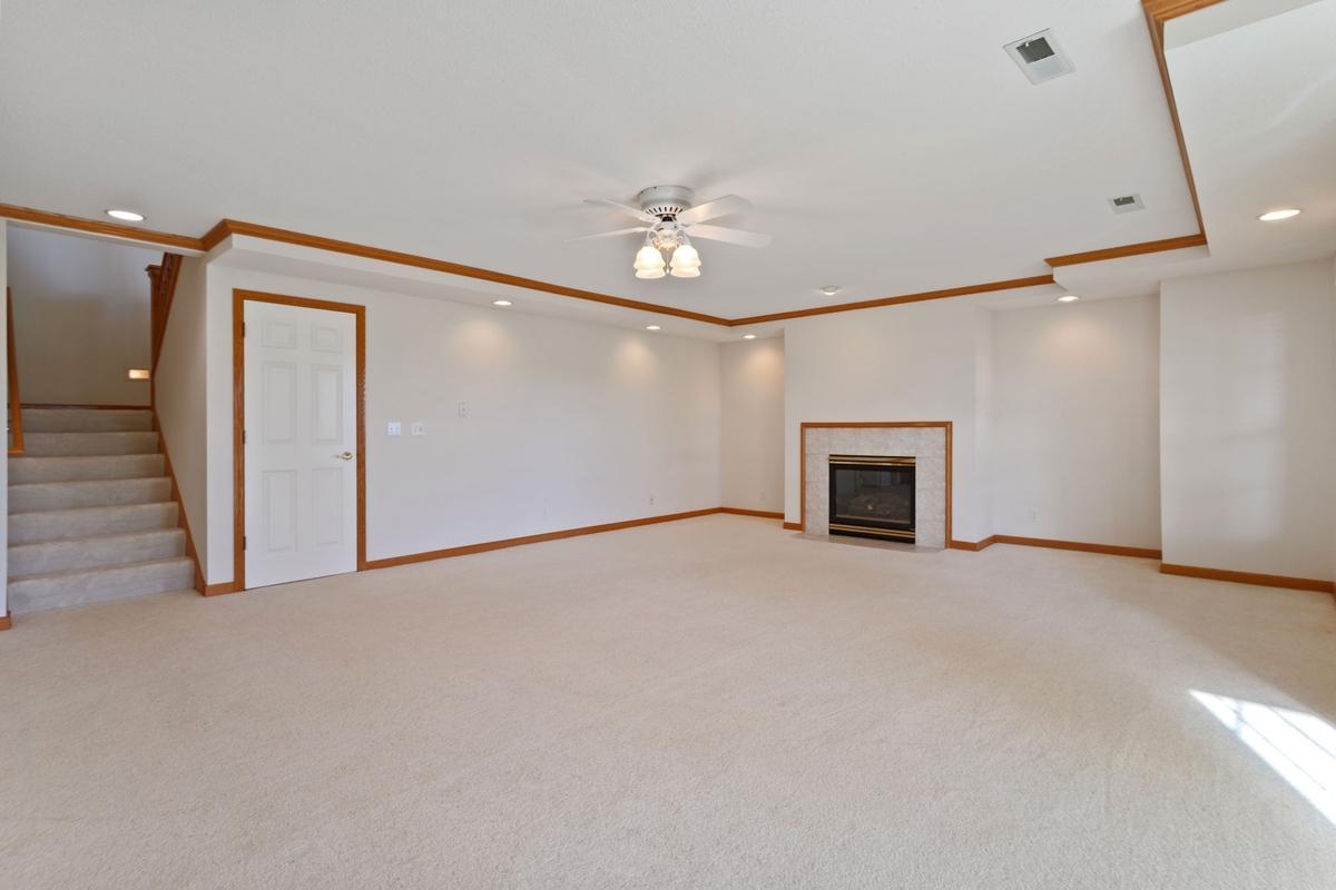 View of Residential at 583 Holly Lane, Oakdale MN 55128, Oakdale (23 of 54) - Mike Wilen | Minnesota Team Real Estate