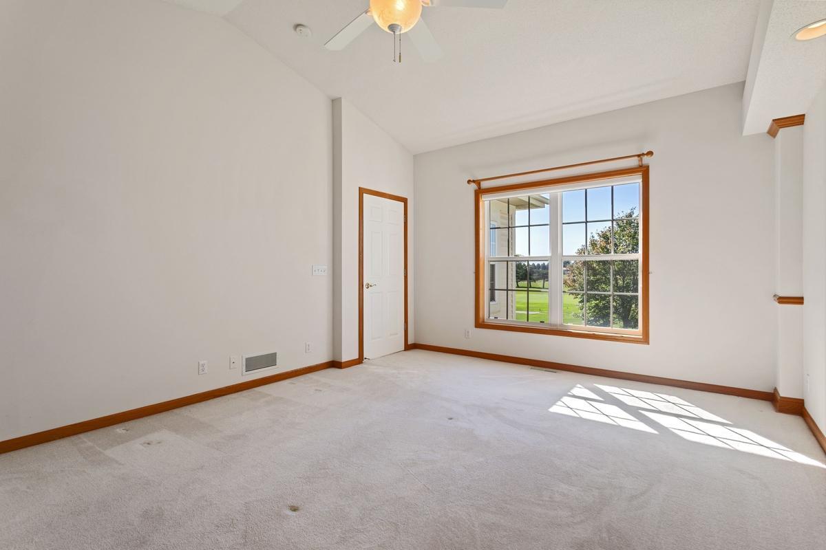 View of Residential at 583 Holly Lane, Oakdale MN 55128, Oakdale (29 of 54) - Mike Wilen | Minnesota Team Real Estate