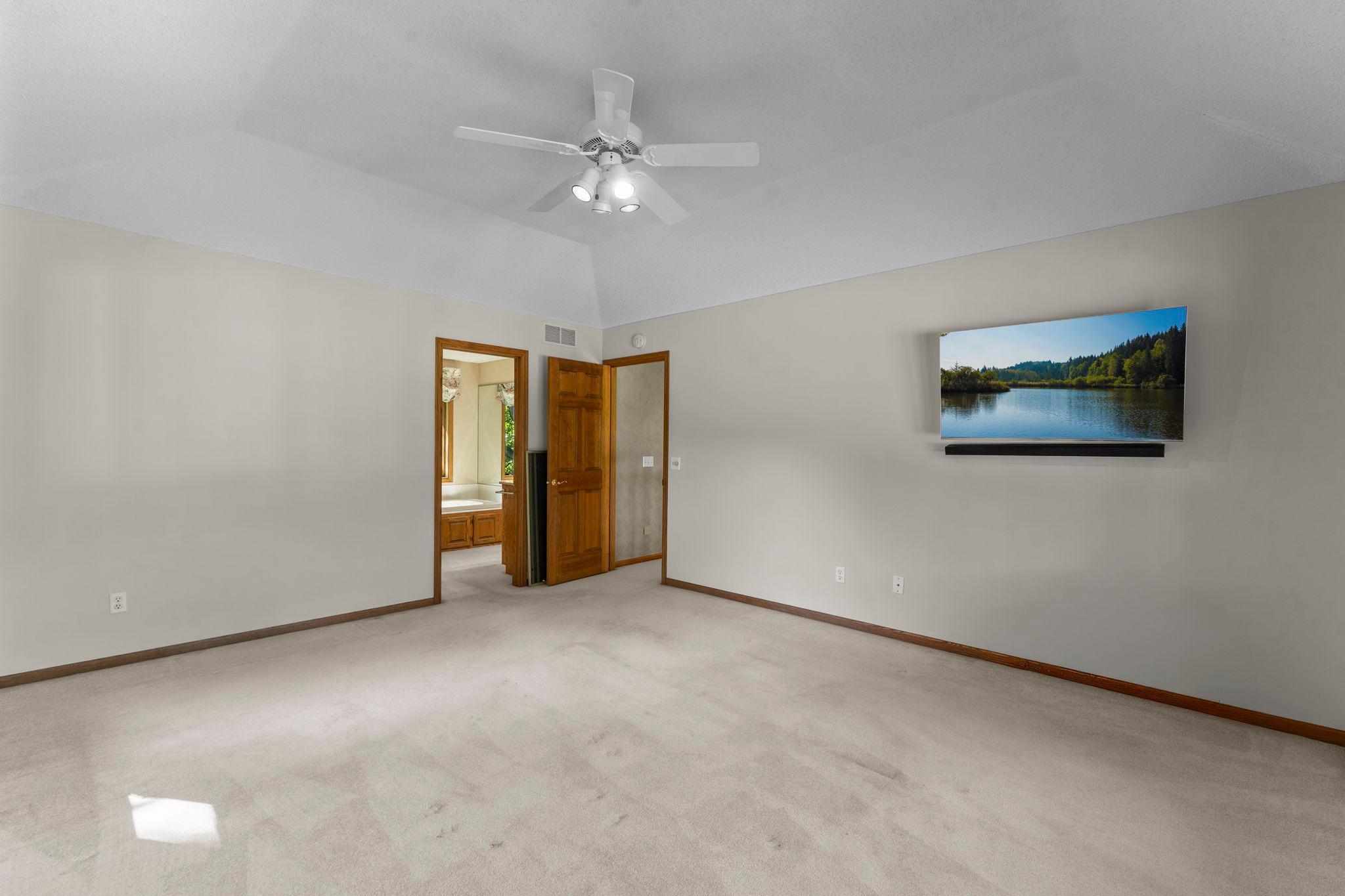 View of Residential at 17707 Kingsbury Circle, Lakeville MN 55044, Lakeville (24 of 34) - Mike Wilen | Minnesota Team Real Estate
