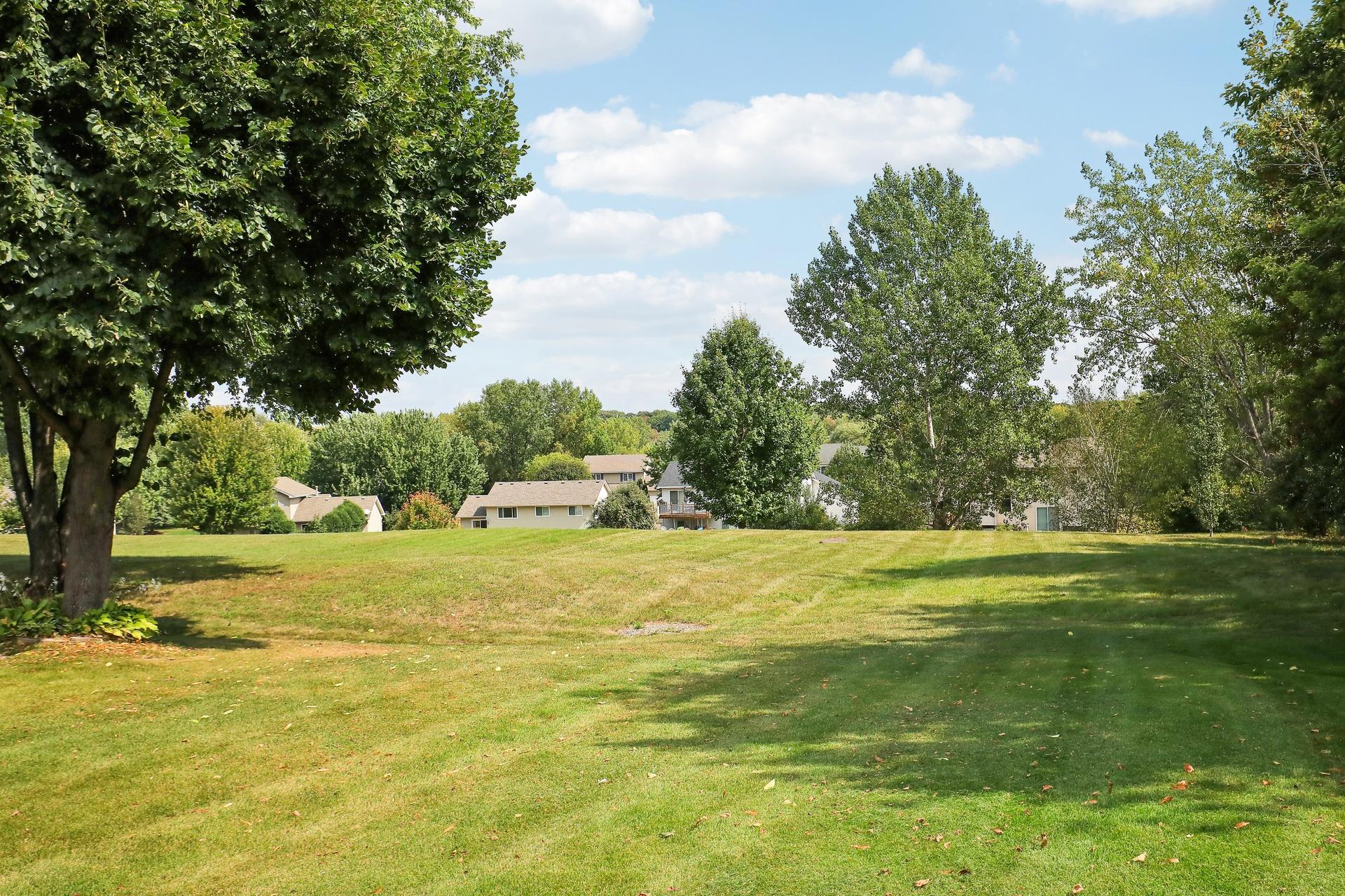 View of Residential at 8953 Thomas Lane, Woodbury MN 55125, Woodbury (29 of 30) - Mike Wilen | Minnesota Team Real Estate