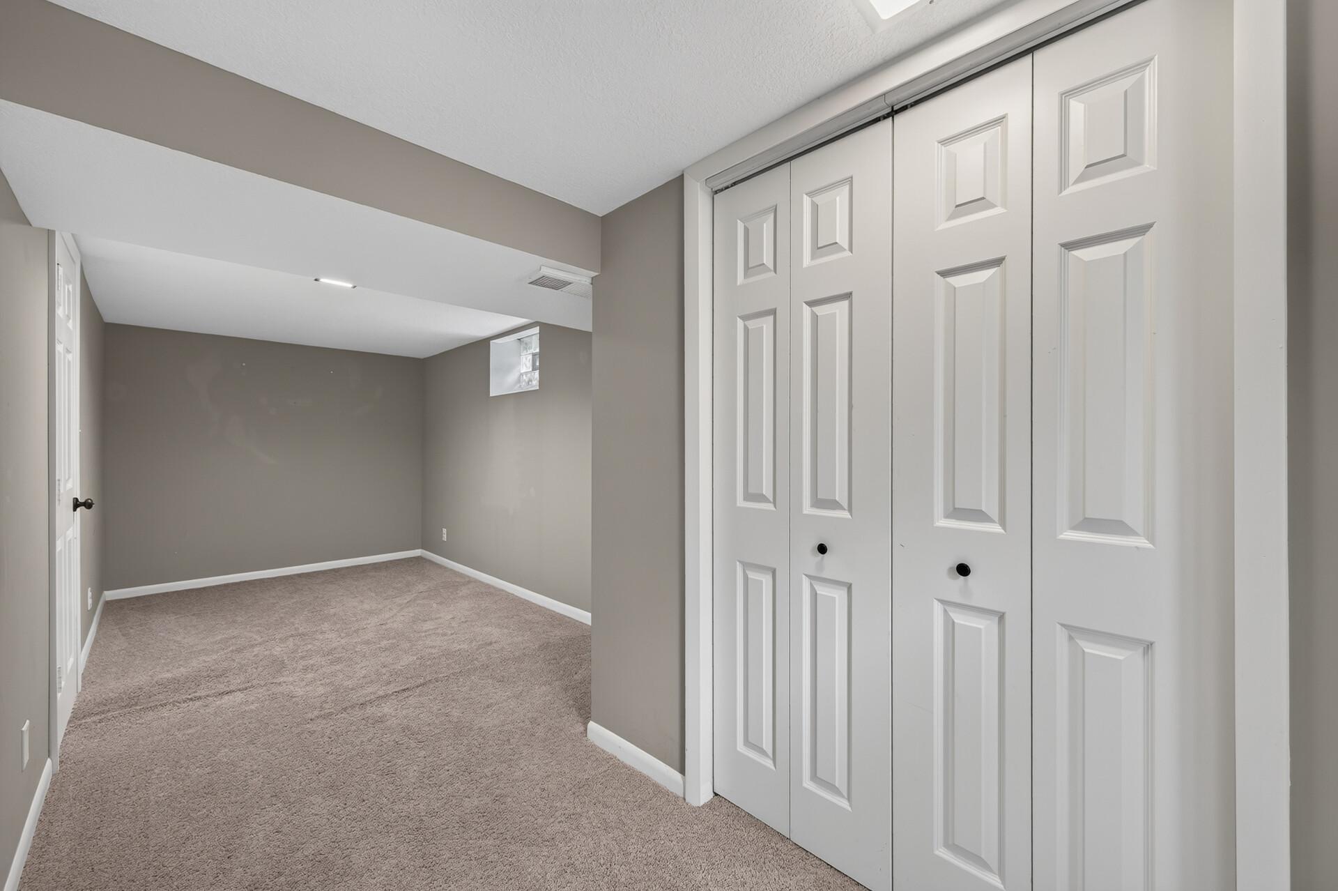 View of Residential at 211 92nd Avenue, Blaine MN 55434, Blaine (36 of 48) - Mike Wilen | Minnesota Team Real Estate