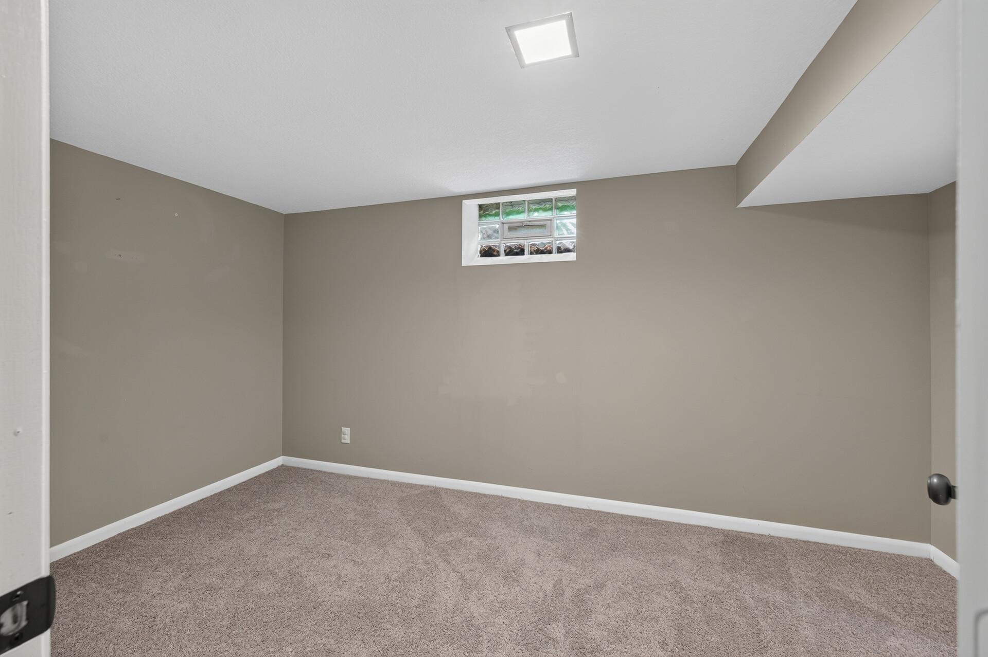 View of Residential at 211 92nd Avenue, Blaine MN 55434, Blaine (34 of 48) - Mike Wilen | Minnesota Team Real Estate