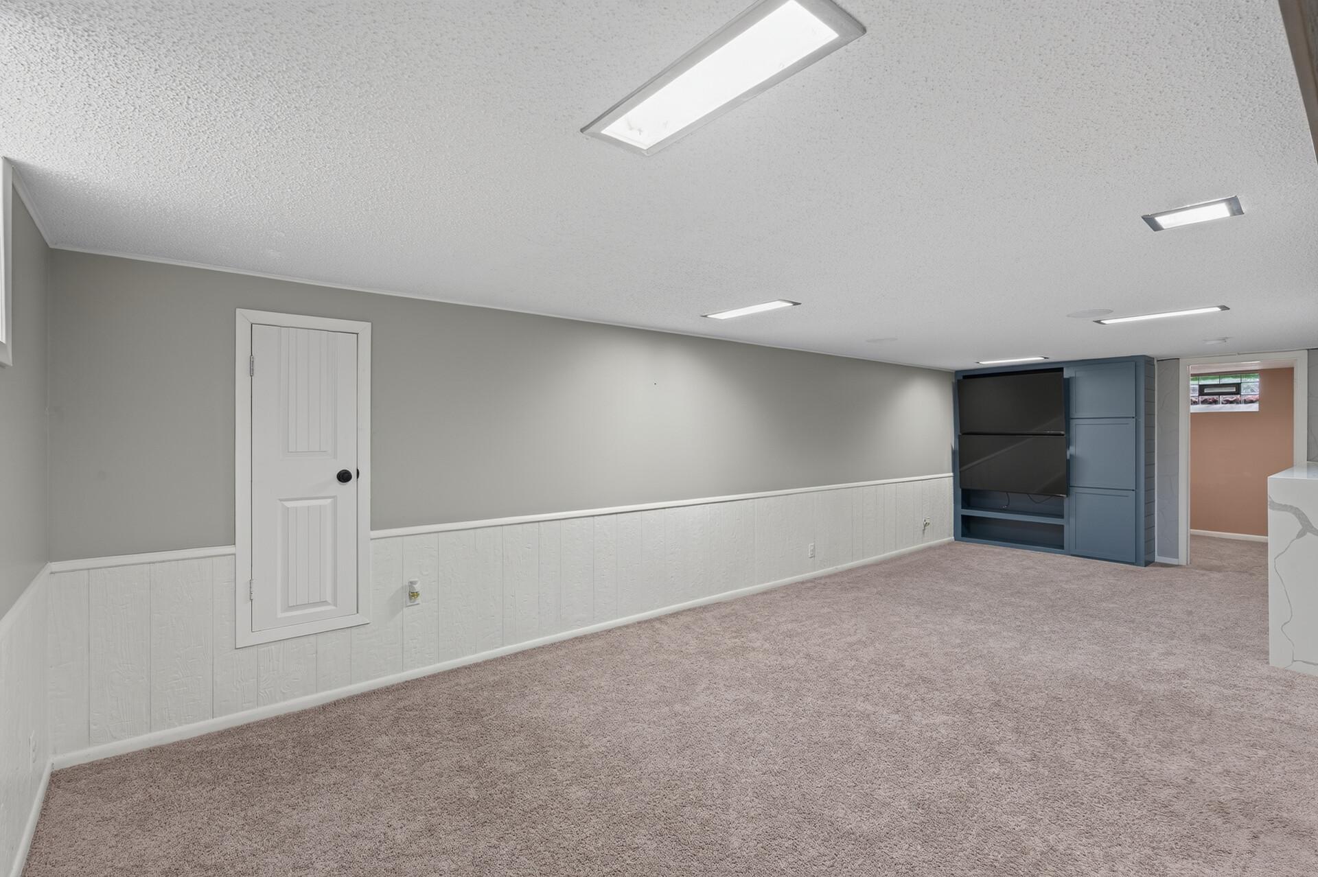 View of Residential at 211 92nd Avenue, Blaine MN 55434, Blaine (33 of 48) - Mike Wilen | Minnesota Team Real Estate