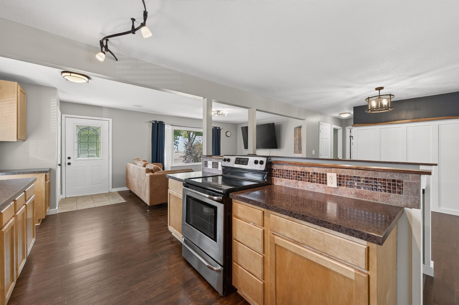 View of Residential at 211 92nd Avenue, Blaine MN 55434, Blaine (15 of 48) - Mike Wilen | Minnesota Team Real Estate