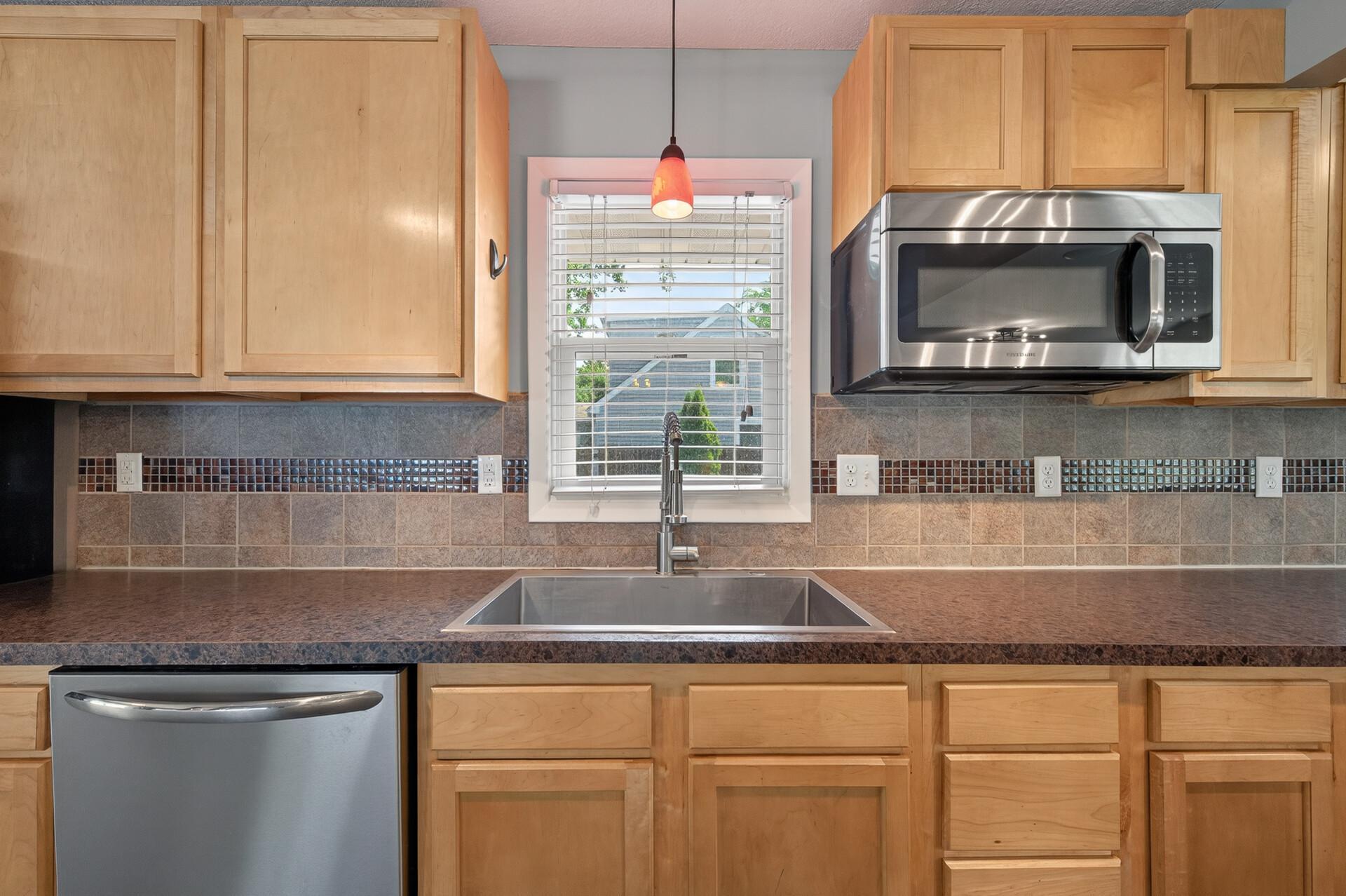 View of Residential at 211 92nd Avenue, Blaine MN 55434, Blaine (13 of 48) - Mike Wilen | Minnesota Team Real Estate