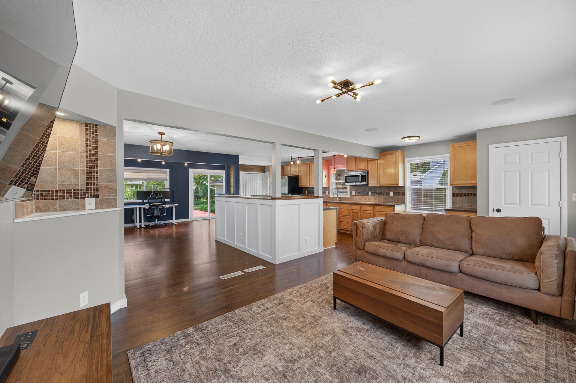 View of Residential at 211 92nd Avenue, Blaine MN 55434, Blaine (11 of 48) - Mike Wilen | Minnesota Team Real Estate