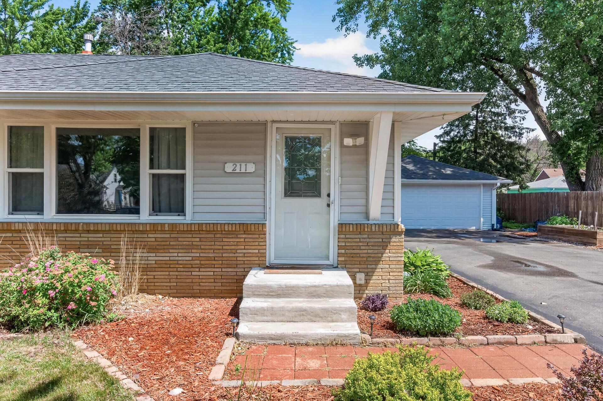View of Residential at 211 92nd Avenue, Blaine MN 55434, Blaine (5 of 48) - Mike Wilen | Minnesota Team Real Estate