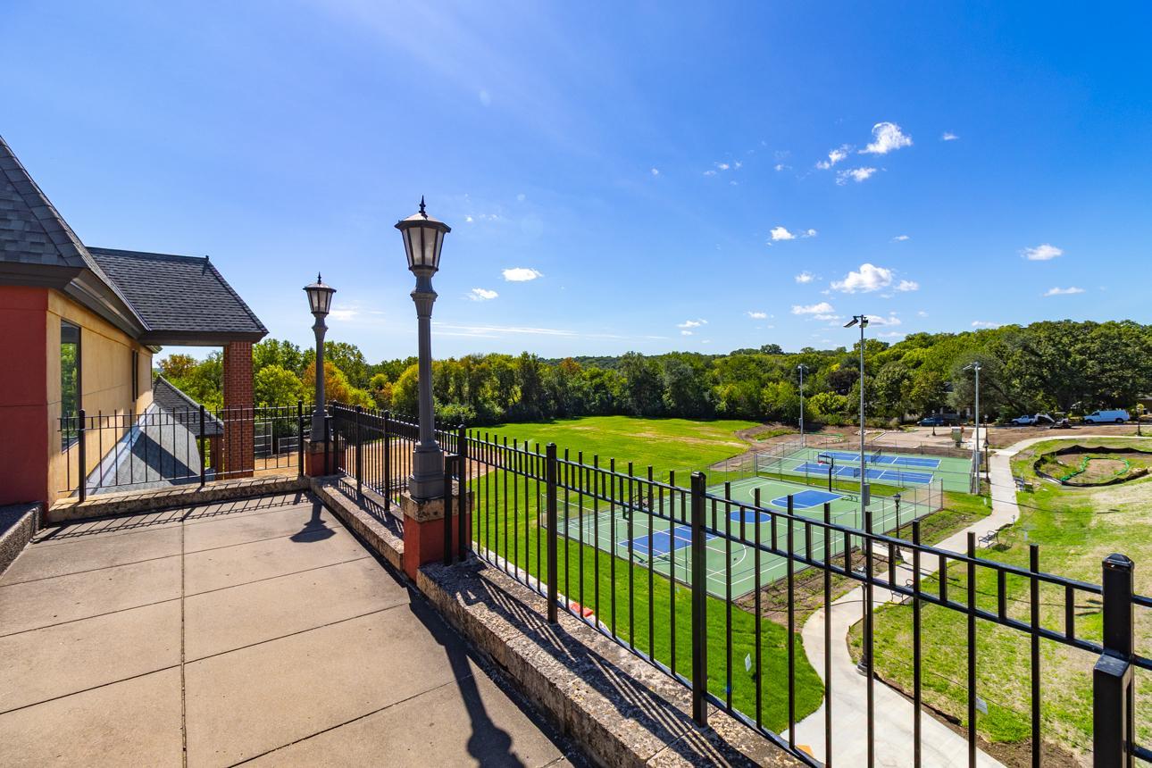 View of Residential at 899 Osceola Avenue, Saint Paul MN 55105, Saint Paul (37 of 48) - Mike Wilen | Minnesota Team Real Estate