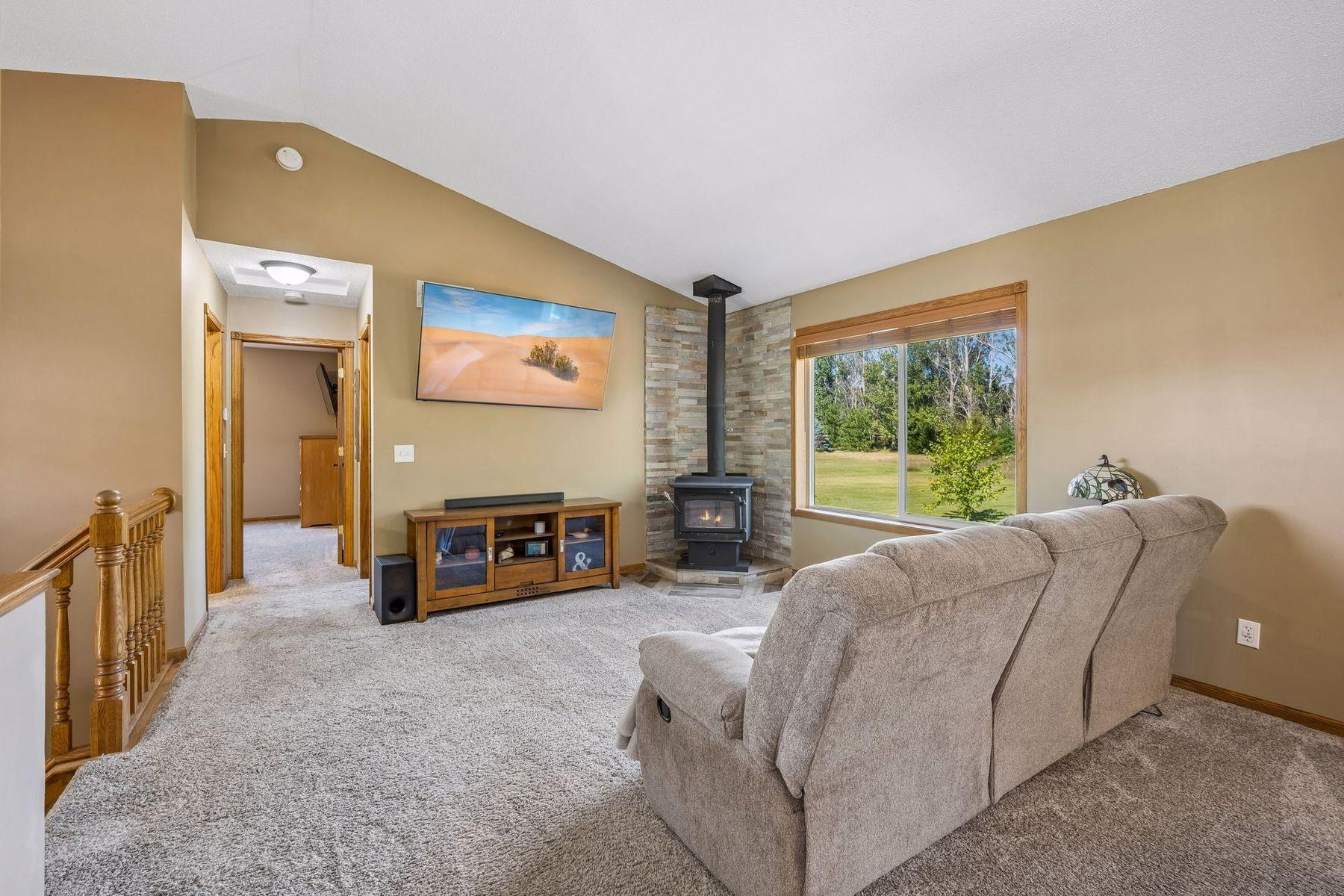 View of Residential at 40533 Golden Avenue, North Branch MN 55056, North Branch (14 of 42) - Mike Wilen | Minnesota Team Real Estate