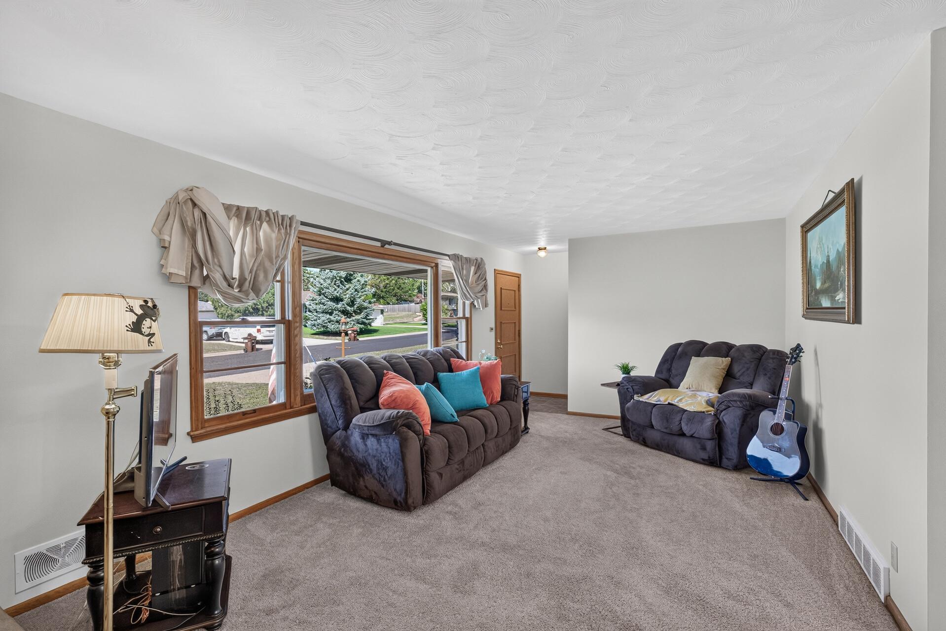 View of Residential at 7538 Carmen Avenue, Inver Grove Heights MN 55076, Inver Grove Heights (7 of 30) - Mike Wilen | Minnesota Team Real Estate