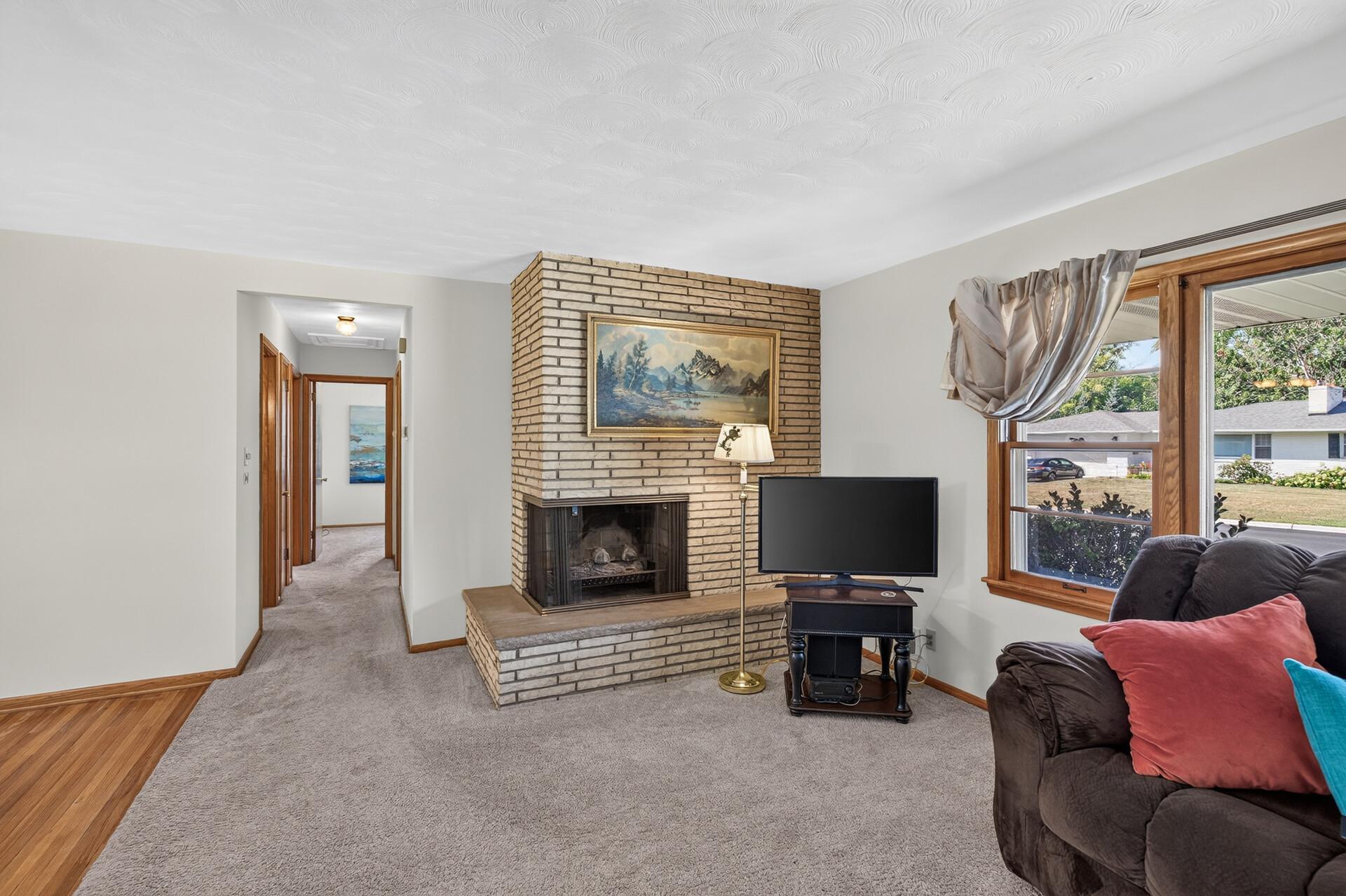 View of Residential at 7538 Carmen Avenue, Inver Grove Heights MN 55076, Inver Grove Heights (6 of 30) - Mike Wilen | Minnesota Team Real Estate