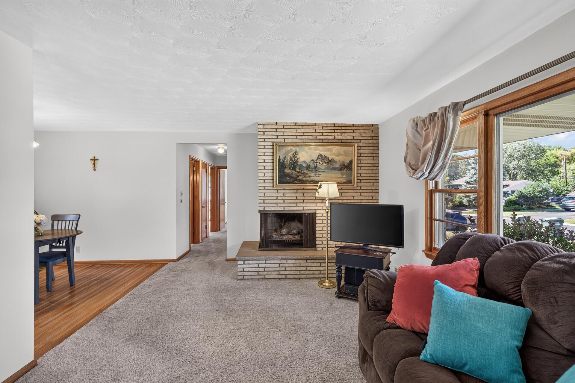 View of Residential at 7538 Carmen Avenue, Inver Grove Heights MN 55076, Inver Grove Heights (5 of 30) - Mike Wilen | Minnesota Team Real Estate