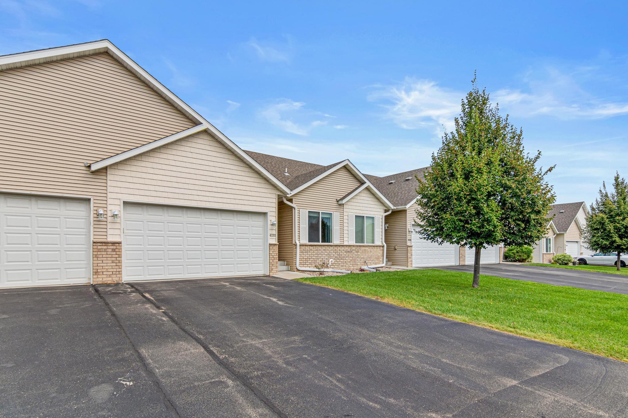 View of Residential at 4151 Blakewood Drive, Shakopee MN 55379, Shakopee (30 of 31) - Mike Wilen | Minnesota Team Real Estate