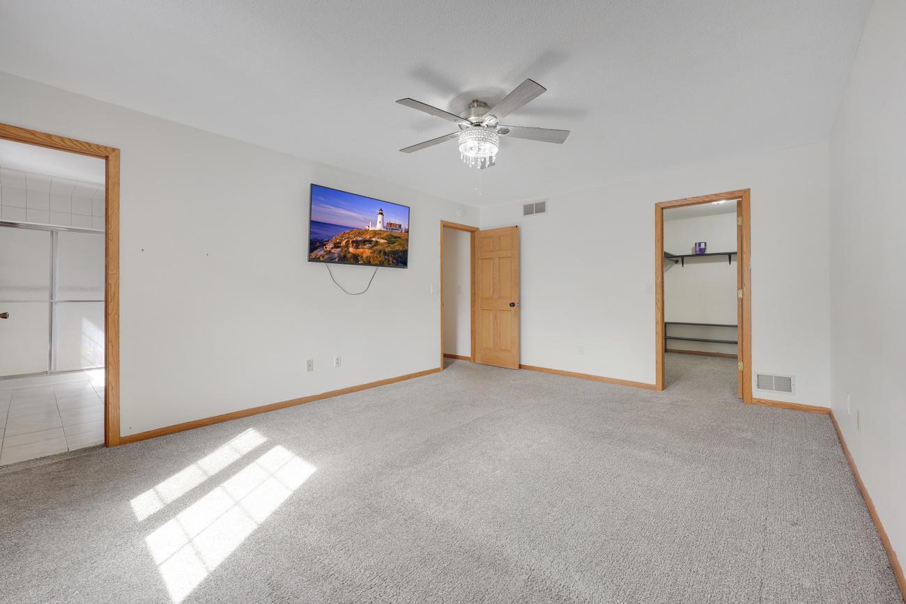 View of Residential at 9432 71st Bay, Cottage Grove MN 55016, Cottage Grove (39 of 69) - Mike Wilen | Minnesota Team Real Estate