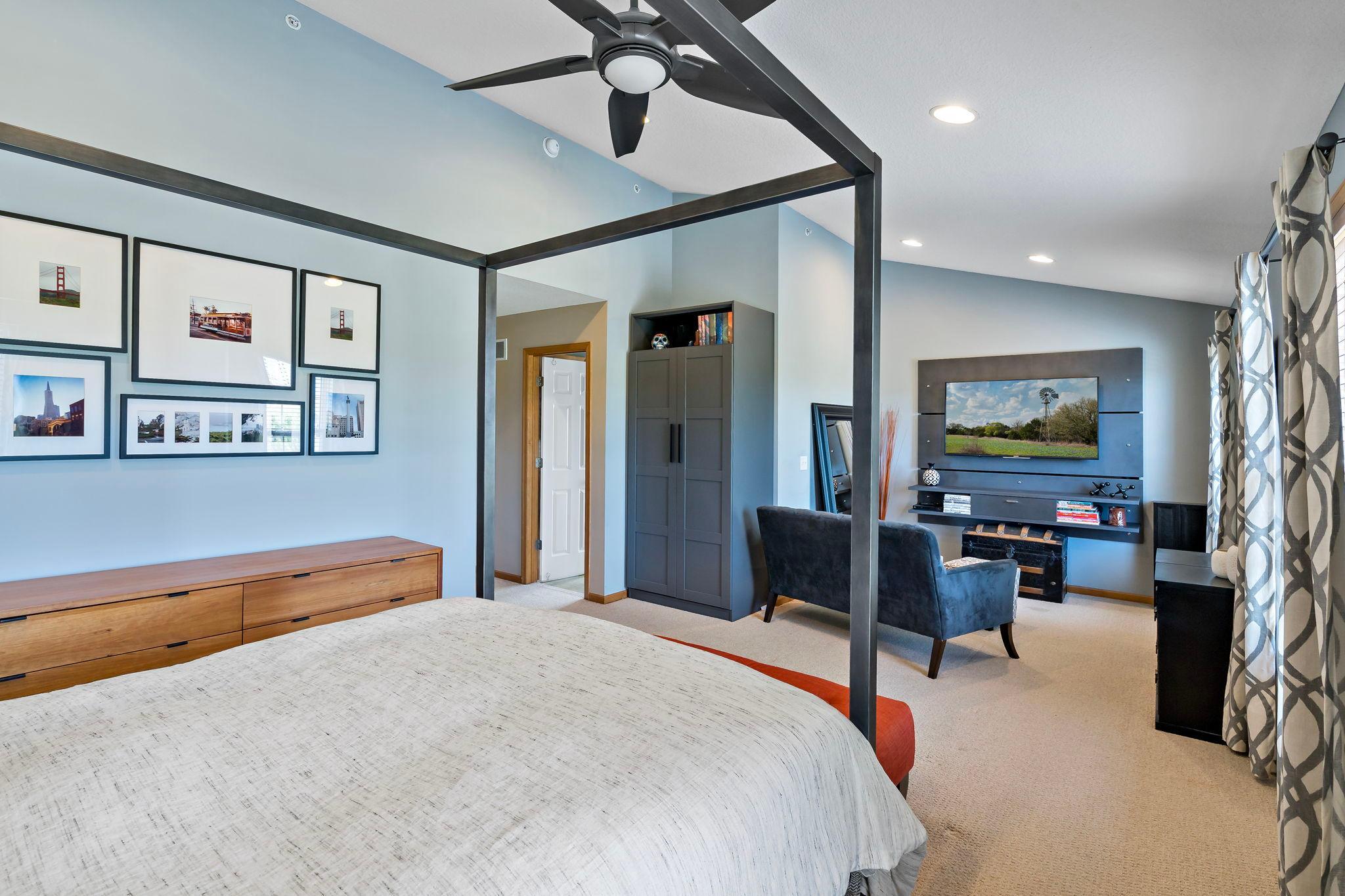 View of Residential at 510 Huset Parkway, Columbia Heights MN 55421, Columbia Heights (16 of 28) - Mike Wilen | Minnesota Team Real Estate