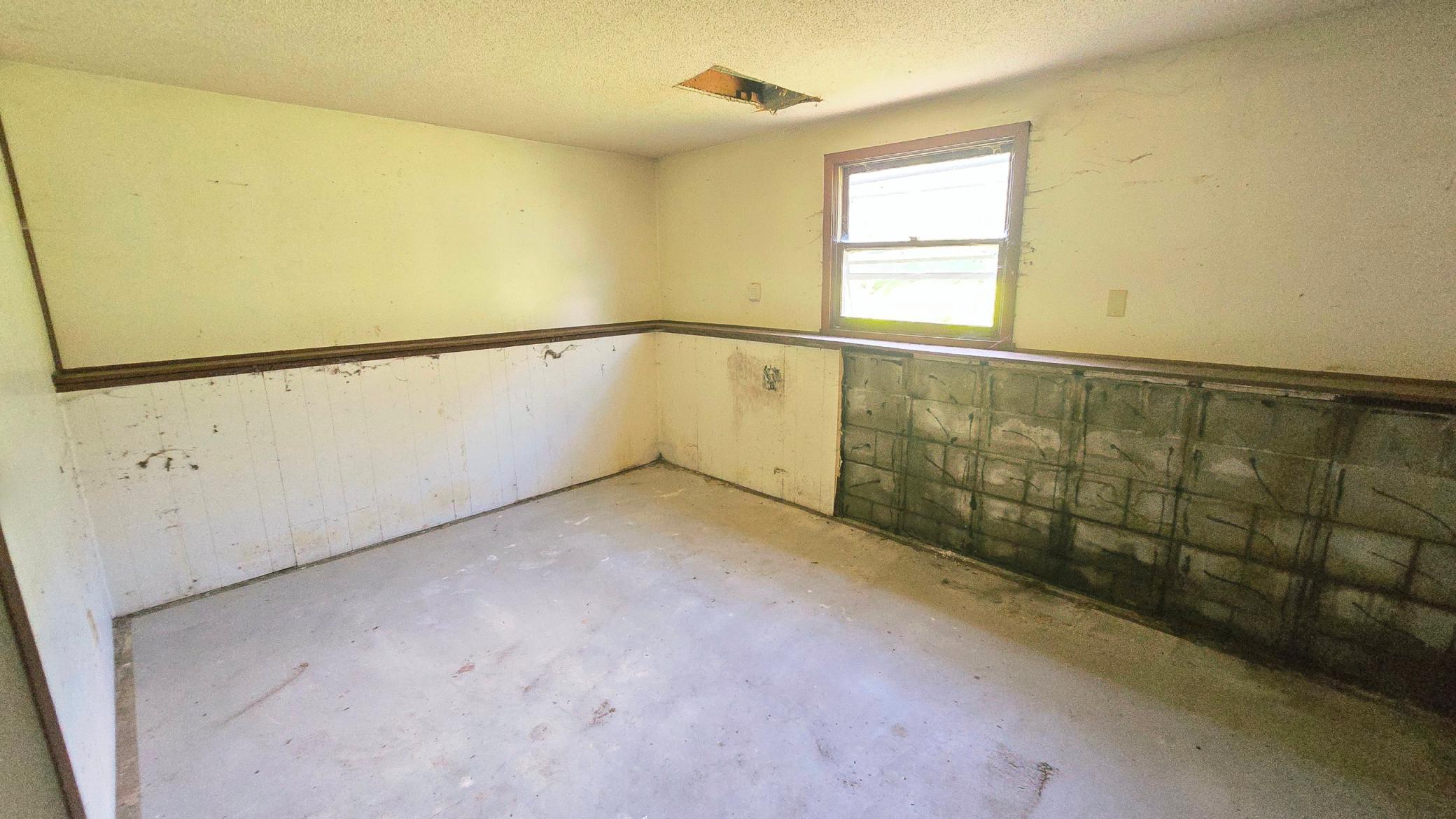View of Residential at 2937 Chippewa Avenue, Maplewood MN 55109, Maplewood (16 of 17) - Mike Wilen | Minnesota Team Real Estate