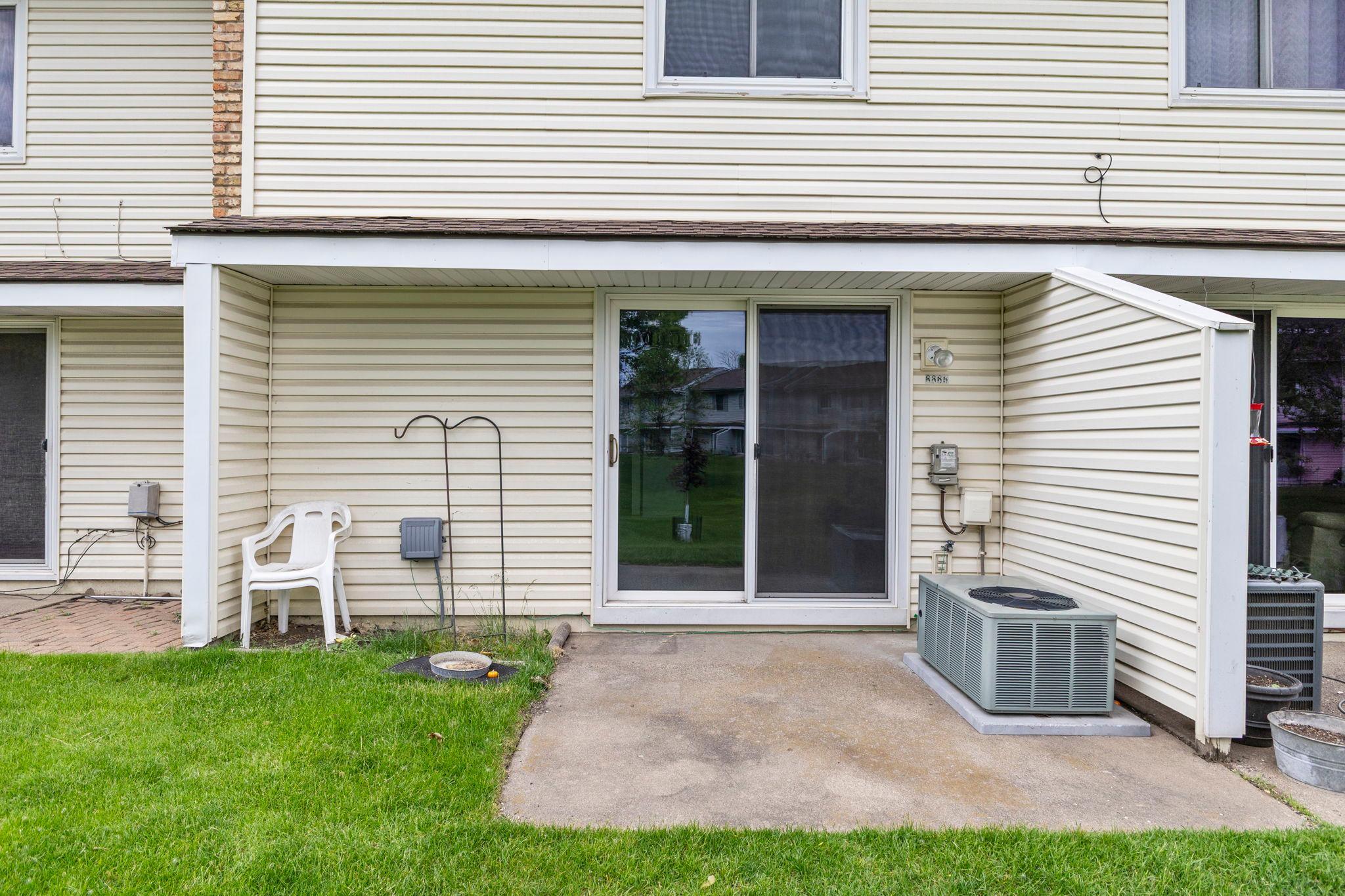 View of Residential at 6666 Xerxes Place, Brooklyn Center MN 55430, Brooklyn Center (19 of 23) - Mike Wilen | Minnesota Team Real Estate