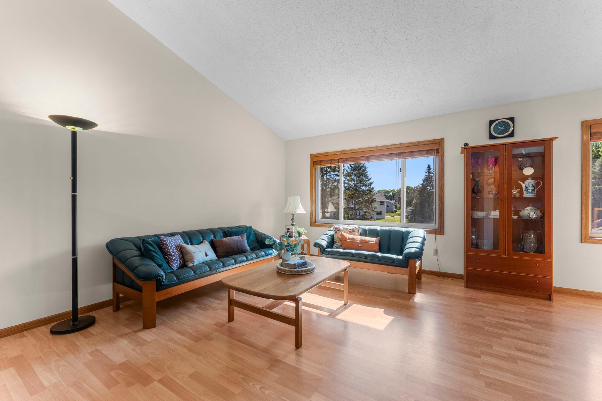 View of Residential at 1013 Rushmore Drive, Burnsville MN 55306, Burnsville (2 of 25) - Mike Wilen | Minnesota Team Real Estate