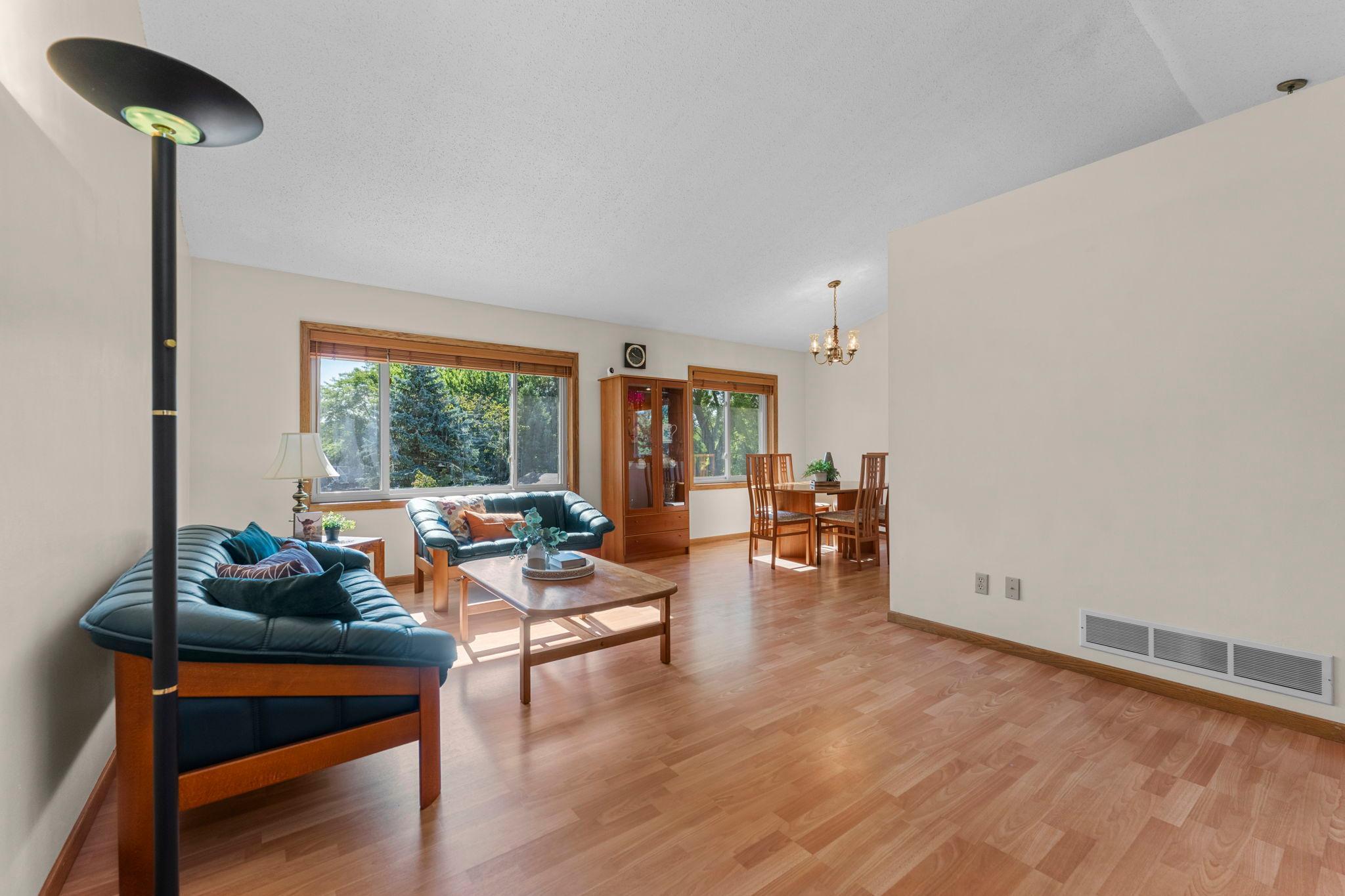 View of Residential at 1013 Rushmore Drive, Burnsville MN 55306, Burnsville (3 of 25) - Mike Wilen | Minnesota Team Real Estate