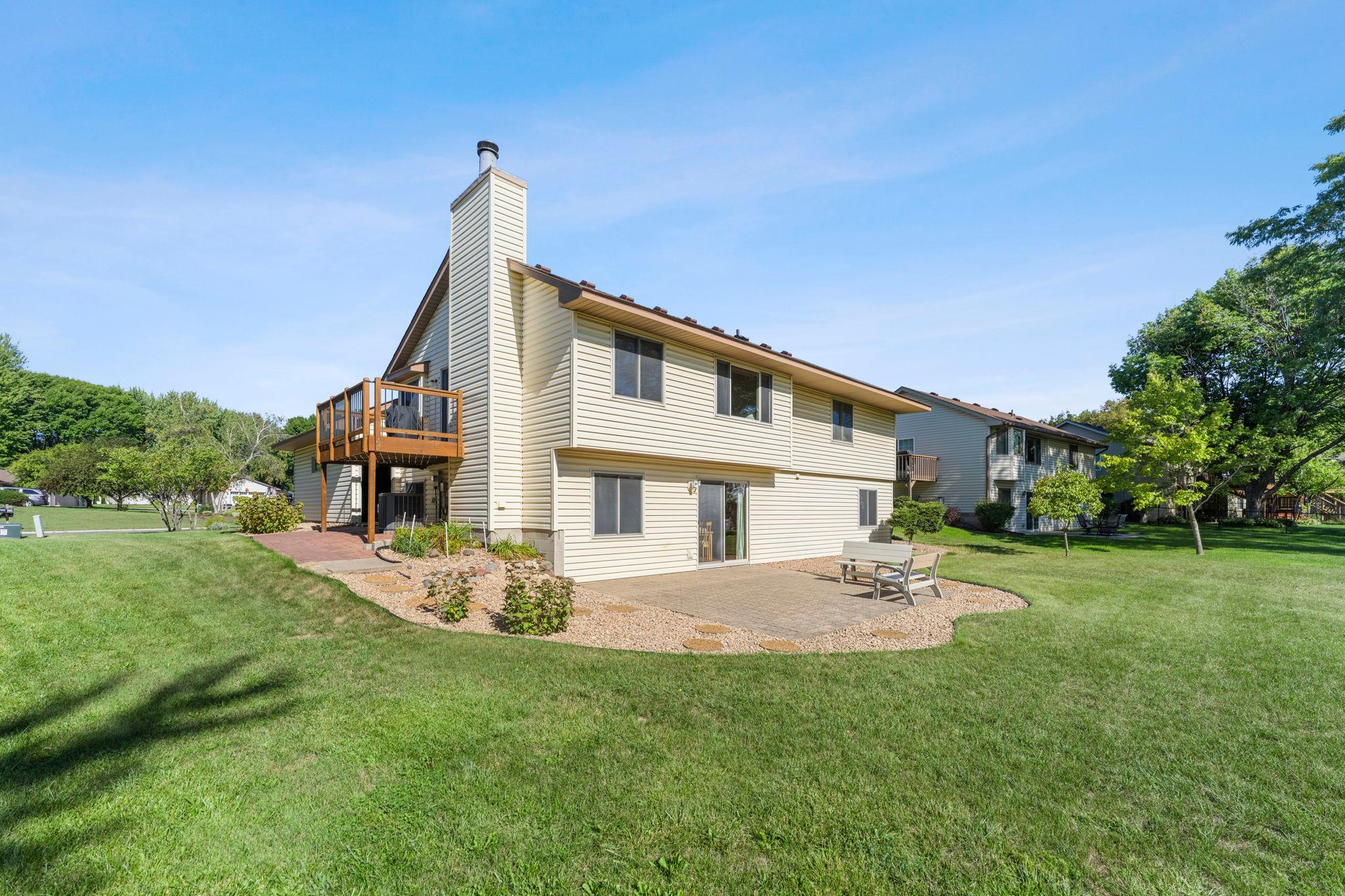 View of Residential at 1013 Rushmore Drive, Burnsville MN 55306, Burnsville (21 of 25) - Mike Wilen | Minnesota Team Real Estate