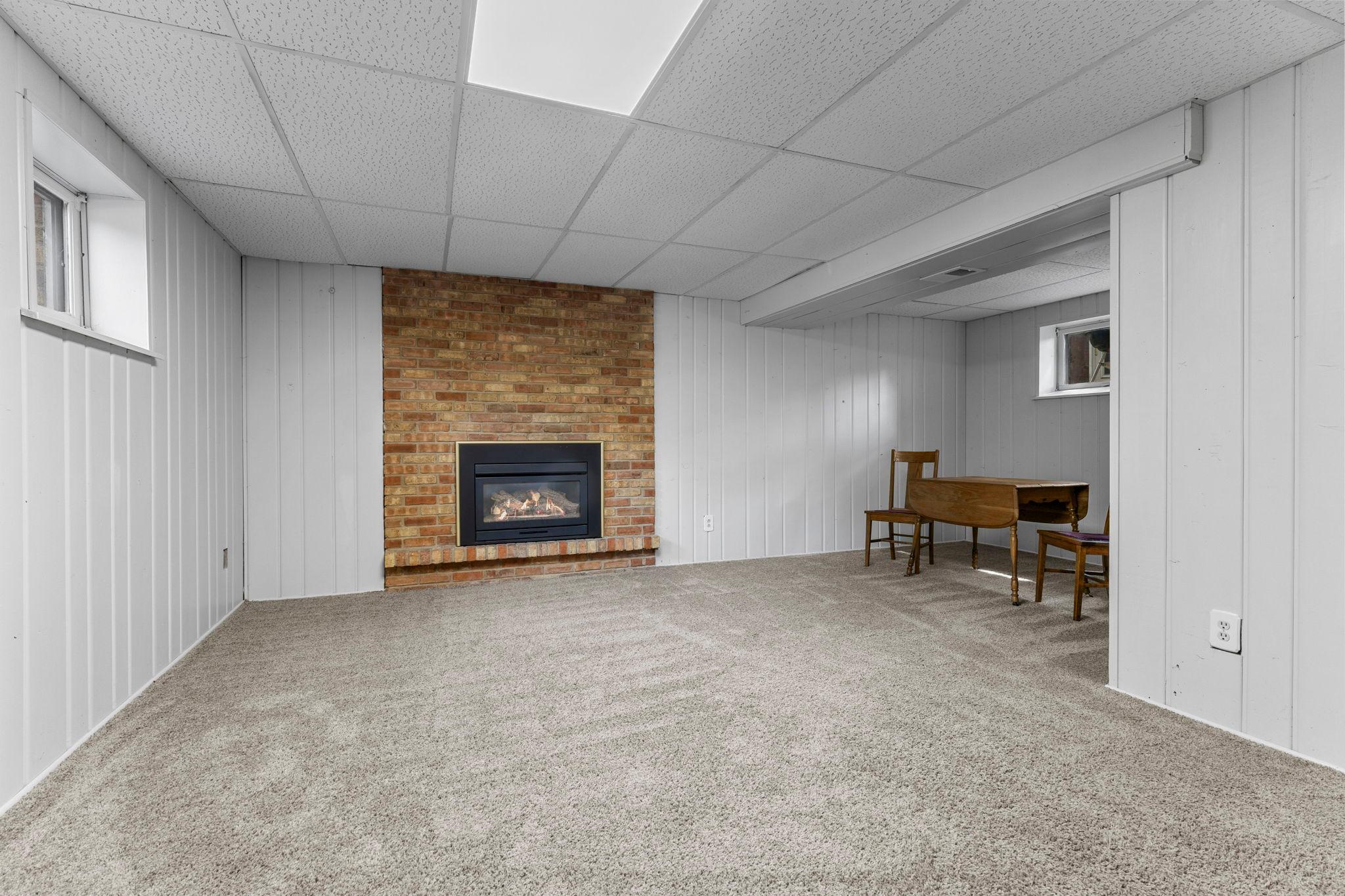 View of Residential at 5375 Matterhorn Drive, Fridley MN 55421, Fridley (40 of 47) - Mike Wilen | Minnesota Team Real Estate