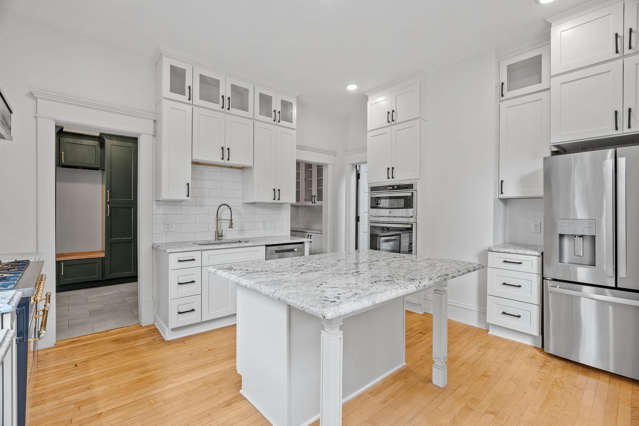 View of Residential at 794 Lincoln Avenue, Saint Paul MN 55105, Saint Paul (66 of 112) - Mike Wilen | Minnesota Team Real Estate