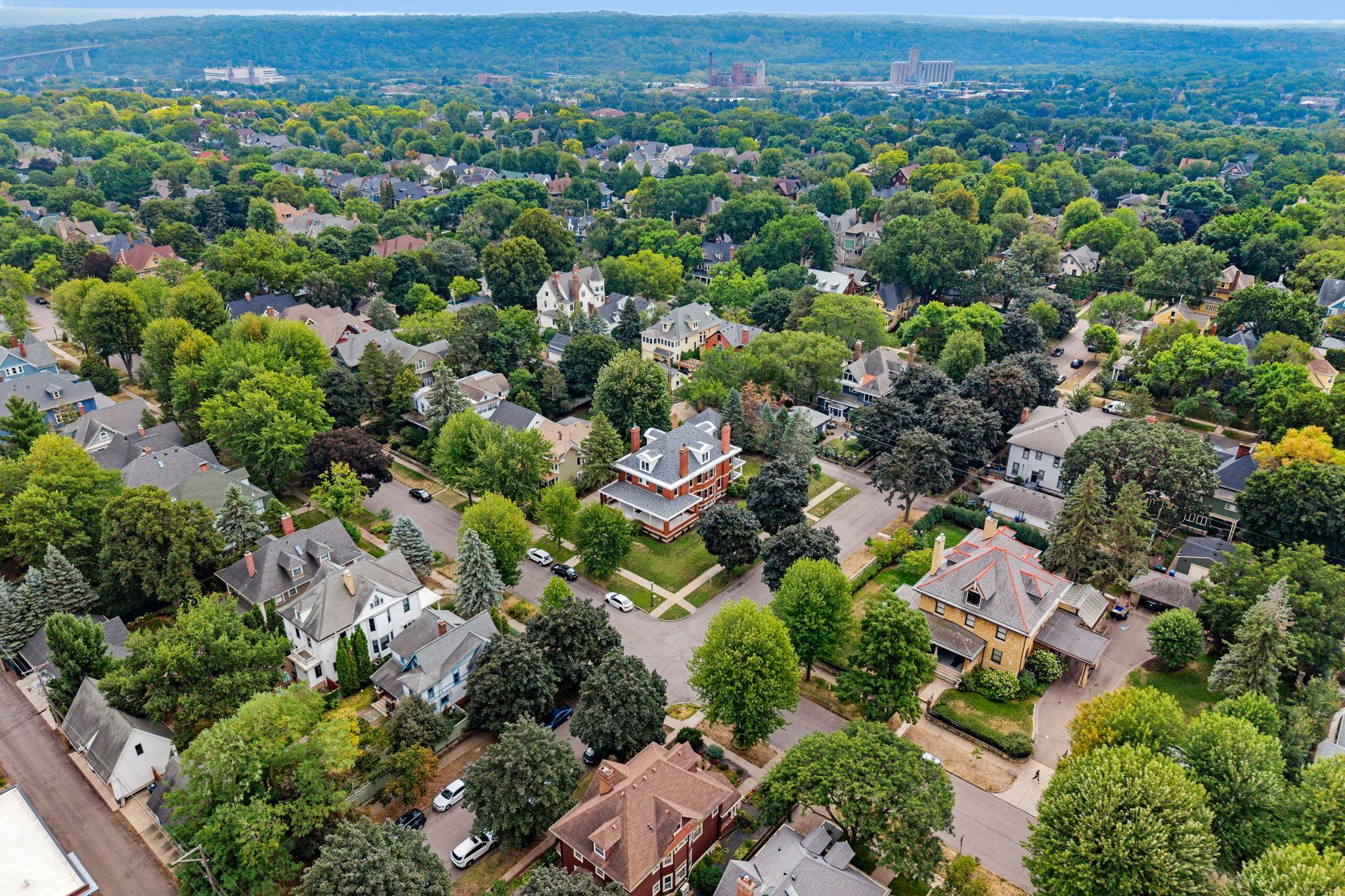 View of Residential at 794 Lincoln Avenue, Saint Paul MN 55105, Saint Paul (34 of 112) - Mike Wilen | Minnesota Team Real Estate