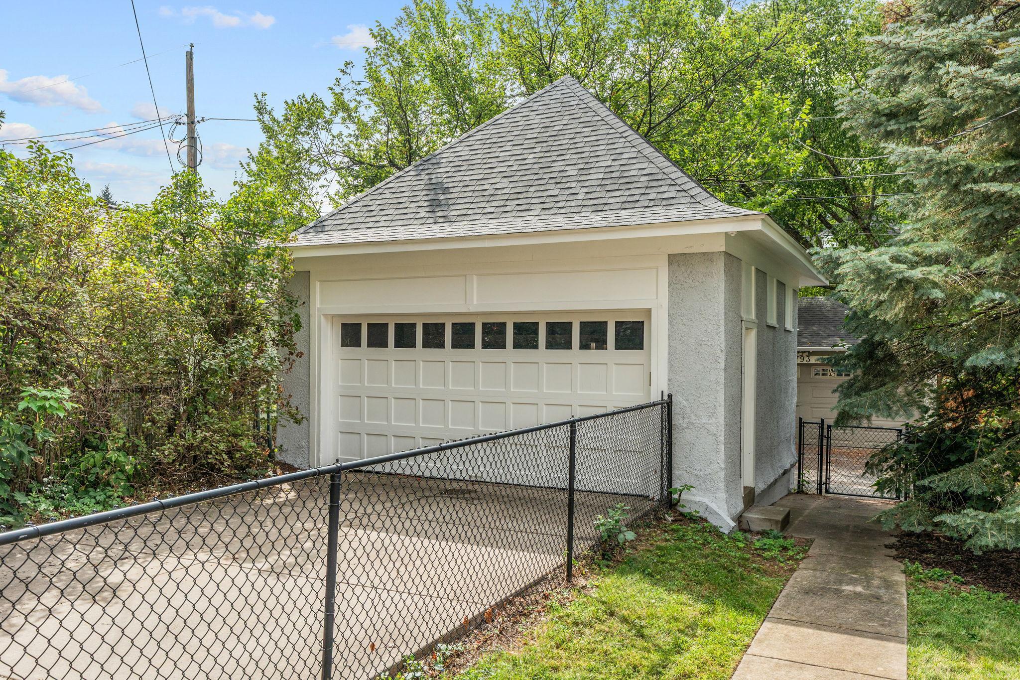 View of Residential at 794 Lincoln Avenue, Saint Paul MN 55105, Saint Paul (25 of 112) - Mike Wilen | Minnesota Team Real Estate