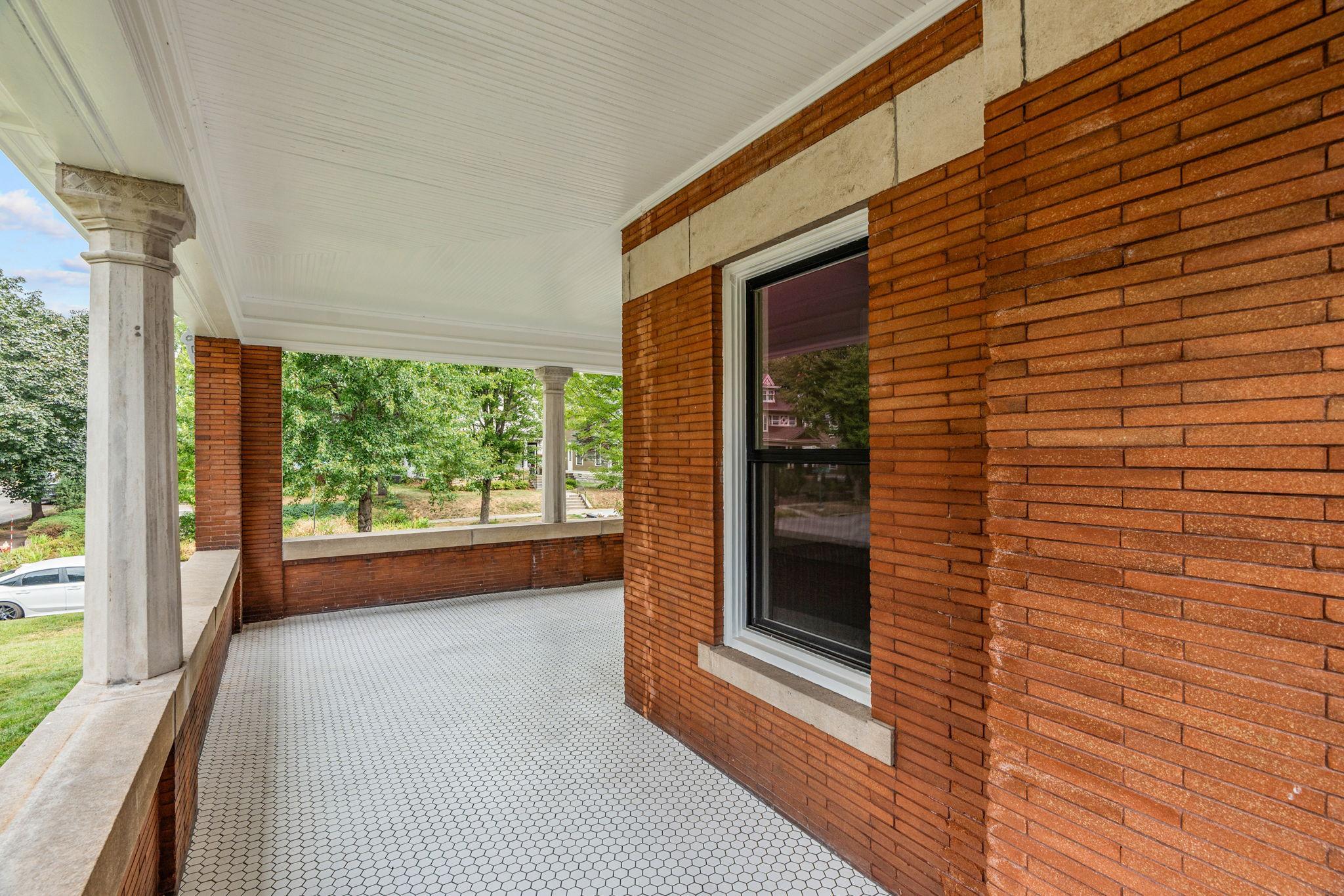View of Residential at 794 Lincoln Avenue, Saint Paul MN 55105, Saint Paul (23 of 112) - Mike Wilen | Minnesota Team Real Estate