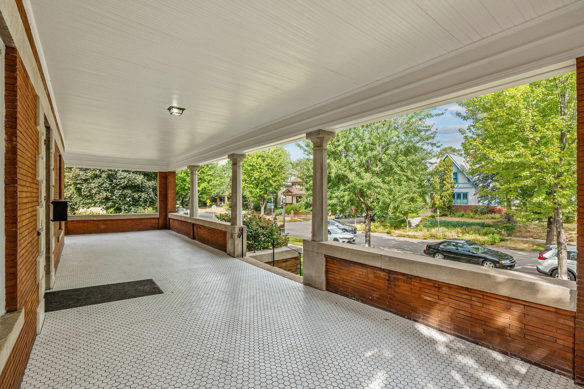 View of Residential at 794 Lincoln Avenue, Saint Paul MN 55105, Saint Paul (20 of 112) - Mike Wilen | Minnesota Team Real Estate