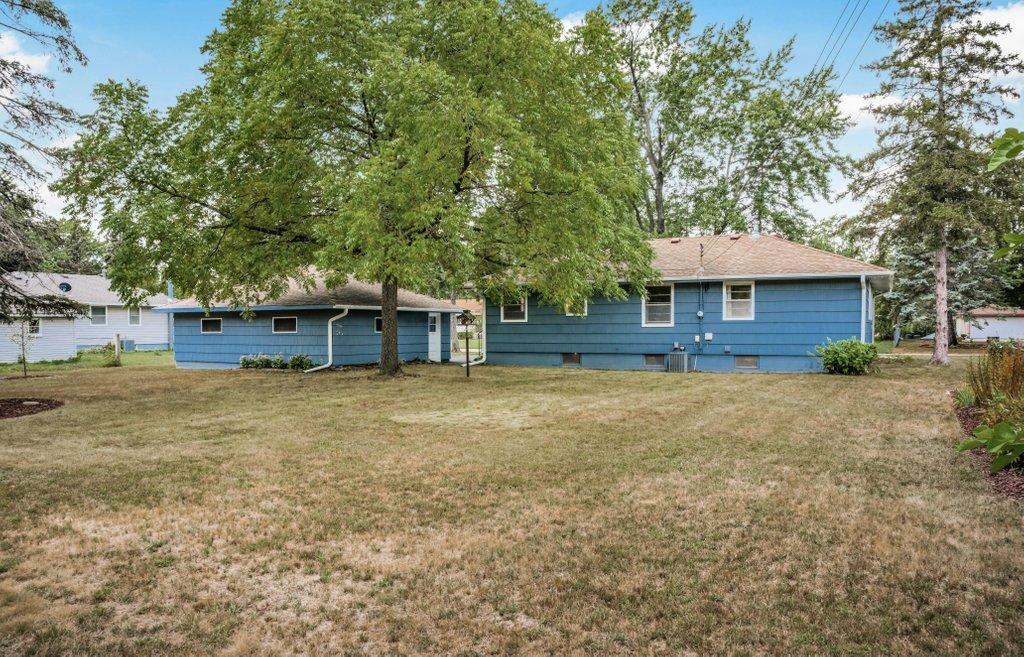 View of Residential at 7208 Florida Avenue, Brooklyn Park MN 55428, Brooklyn Park (23 of 26) - Mike Wilen | Minnesota Team Real Estate