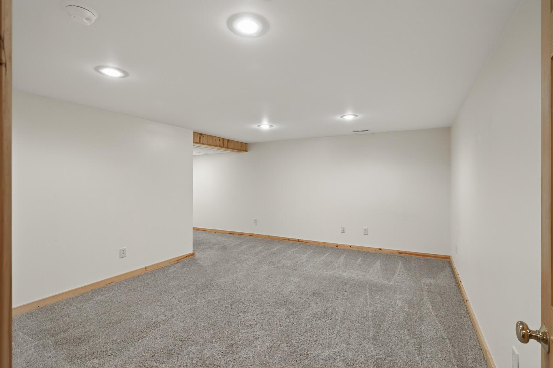 View of Residential at 15233 Urbank Street, Ham Lake MN 55304, Ham Lake (37 of 57) - Mike Wilen | Minnesota Team Real Estate