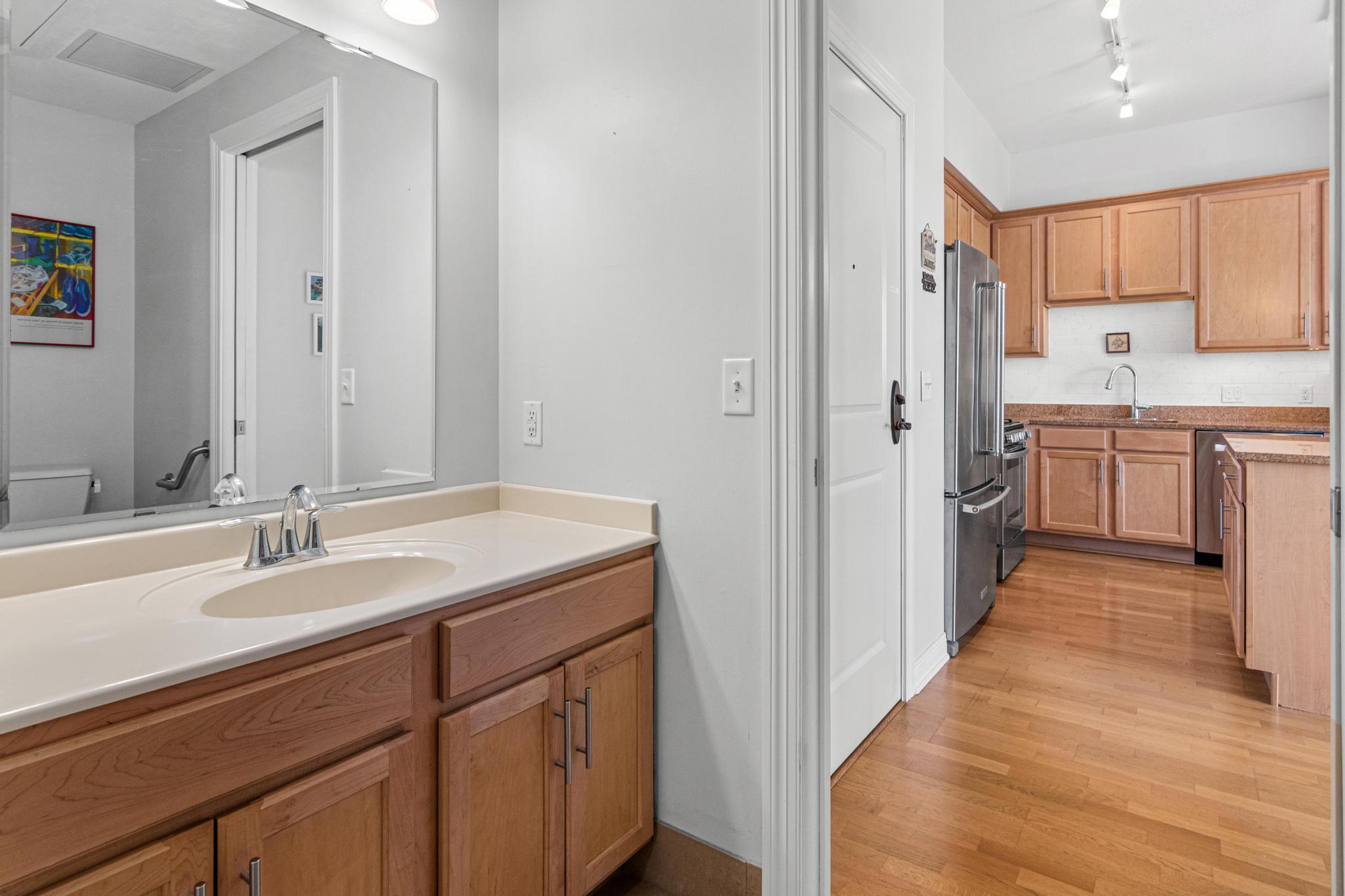 View of Residential at 370 Marshall Avenue #401, Saint Paul MN 55102, Saint Paul (16 of 24) - Mike Wilen | Minnesota Team Real Estate
