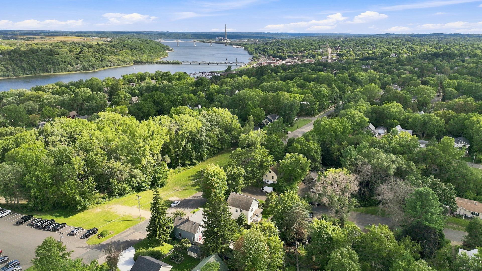View of Residential at 1402 4th Street, Stillwater MN 55082, Stillwater (41 of 43) - Mike Wilen | Minnesota Team Real Estate