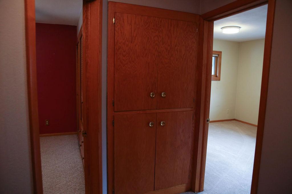 View of Residential at 1825 Woodcrest Drive, Saint Paul MN 55119, Saint Paul (20 of 40) - Mike Wilen | Minnesota Team Real Estate