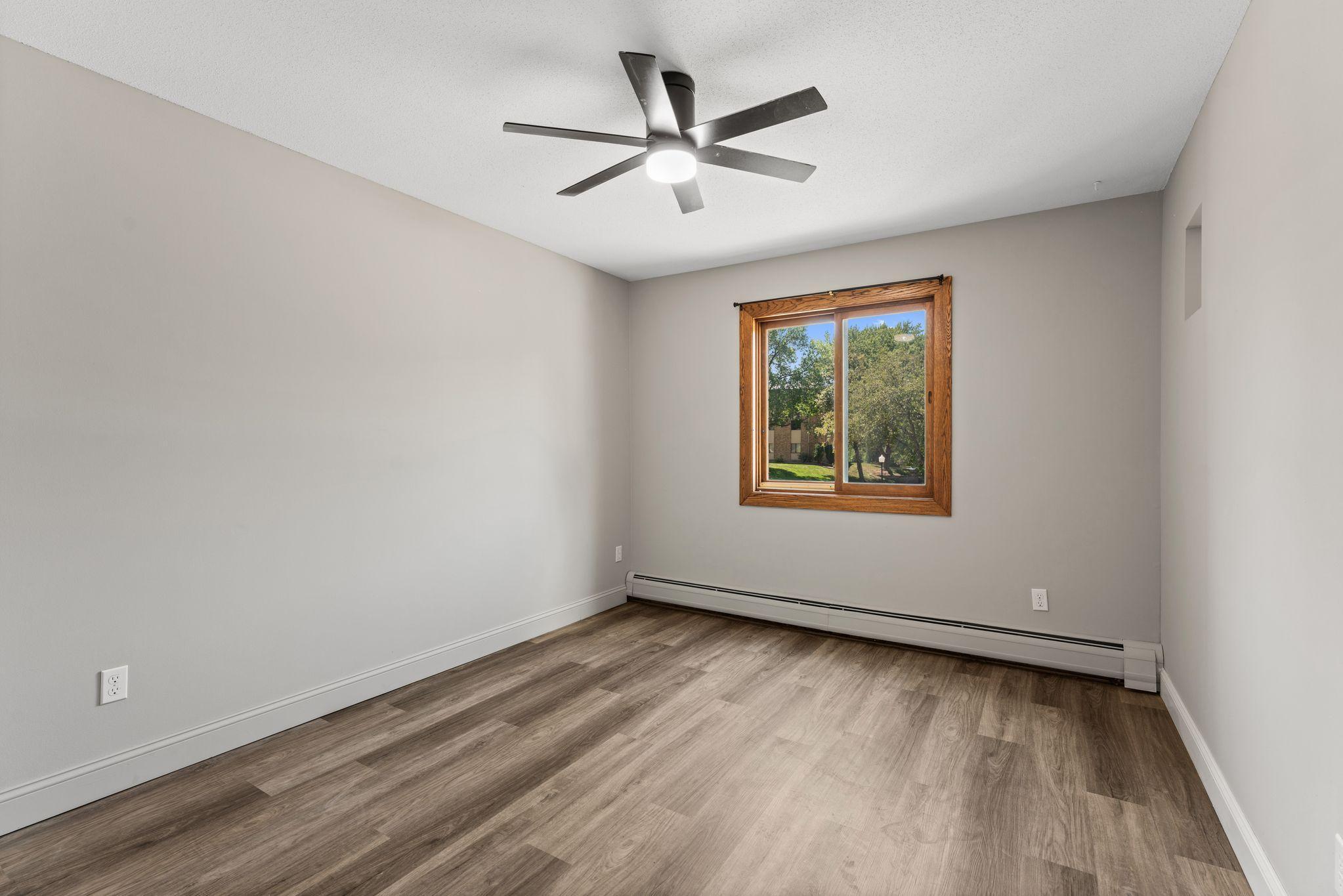 View of Residential at 2700 Oxford Street #101, Roseville MN 55113, Roseville (7 of 23) - Mike Wilen | Minnesota Team Real Estate