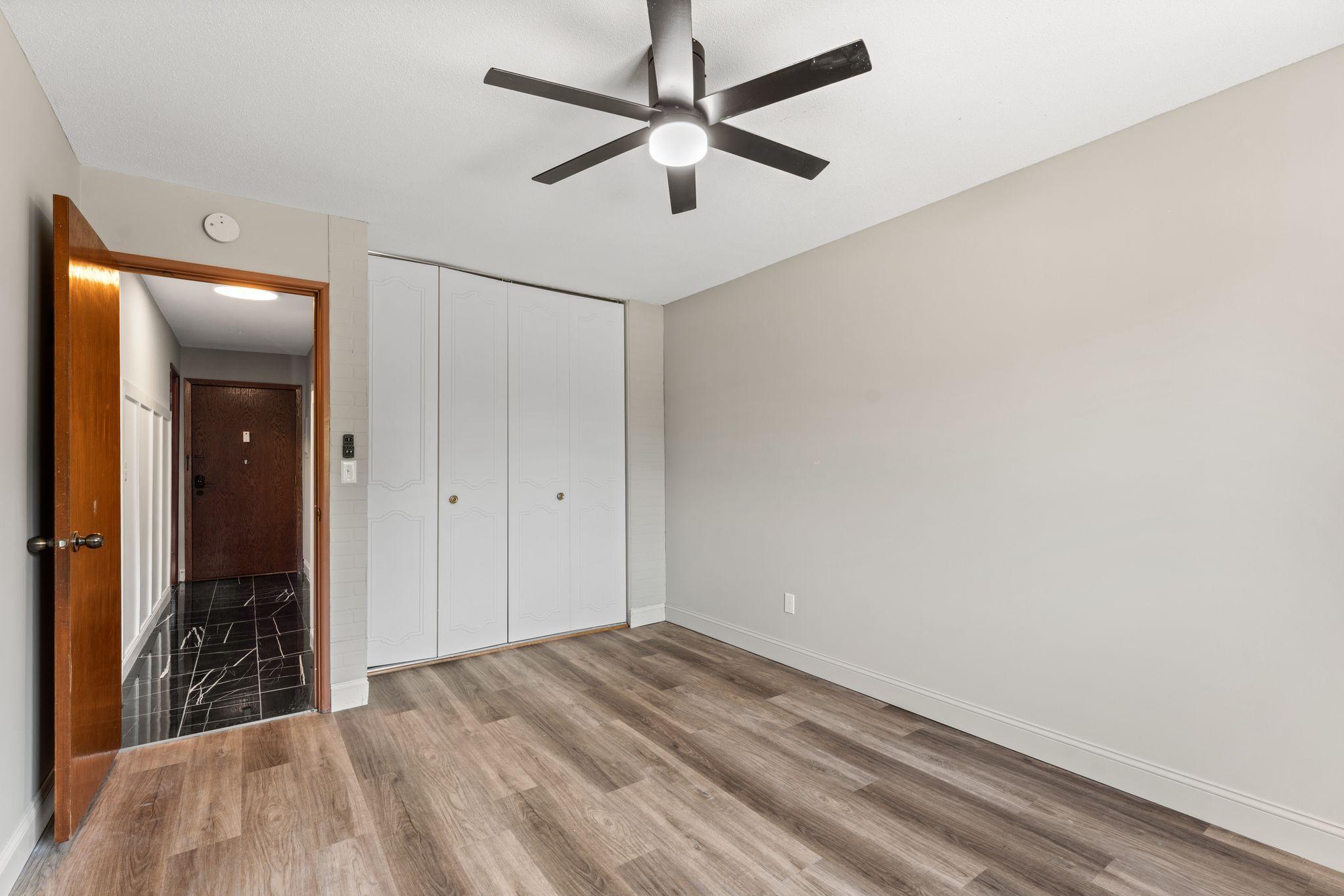 View of Residential at 2700 Oxford Street #101, Roseville MN 55113, Roseville (14 of 23) - Mike Wilen | Minnesota Team Real Estate