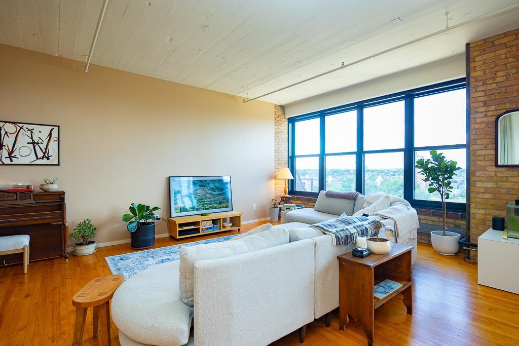 View of Residential at 290 Market Street #608, Minneapolis MN 55405, Minneapolis (7 of 21) - Mike Wilen | Minnesota Team Real Estate