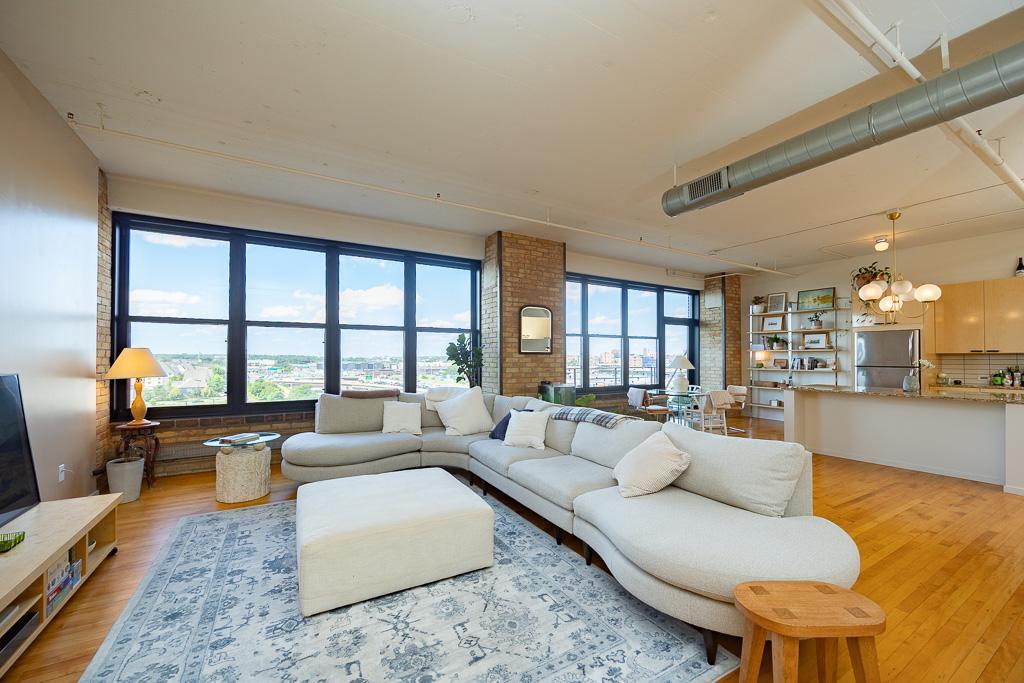 View of Residential at 290 Market Street #608, Minneapolis MN 55405, Minneapolis (12 of 21) - Mike Wilen | Minnesota Team Real Estate